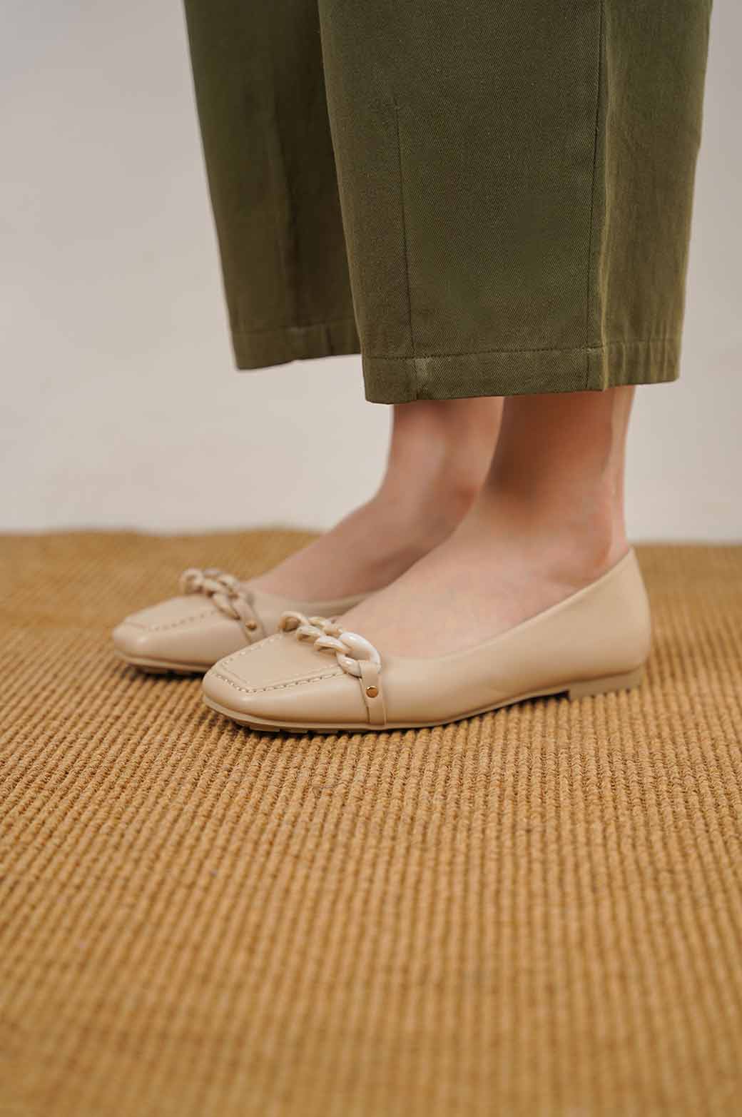AUDRI FLATS - Image 3