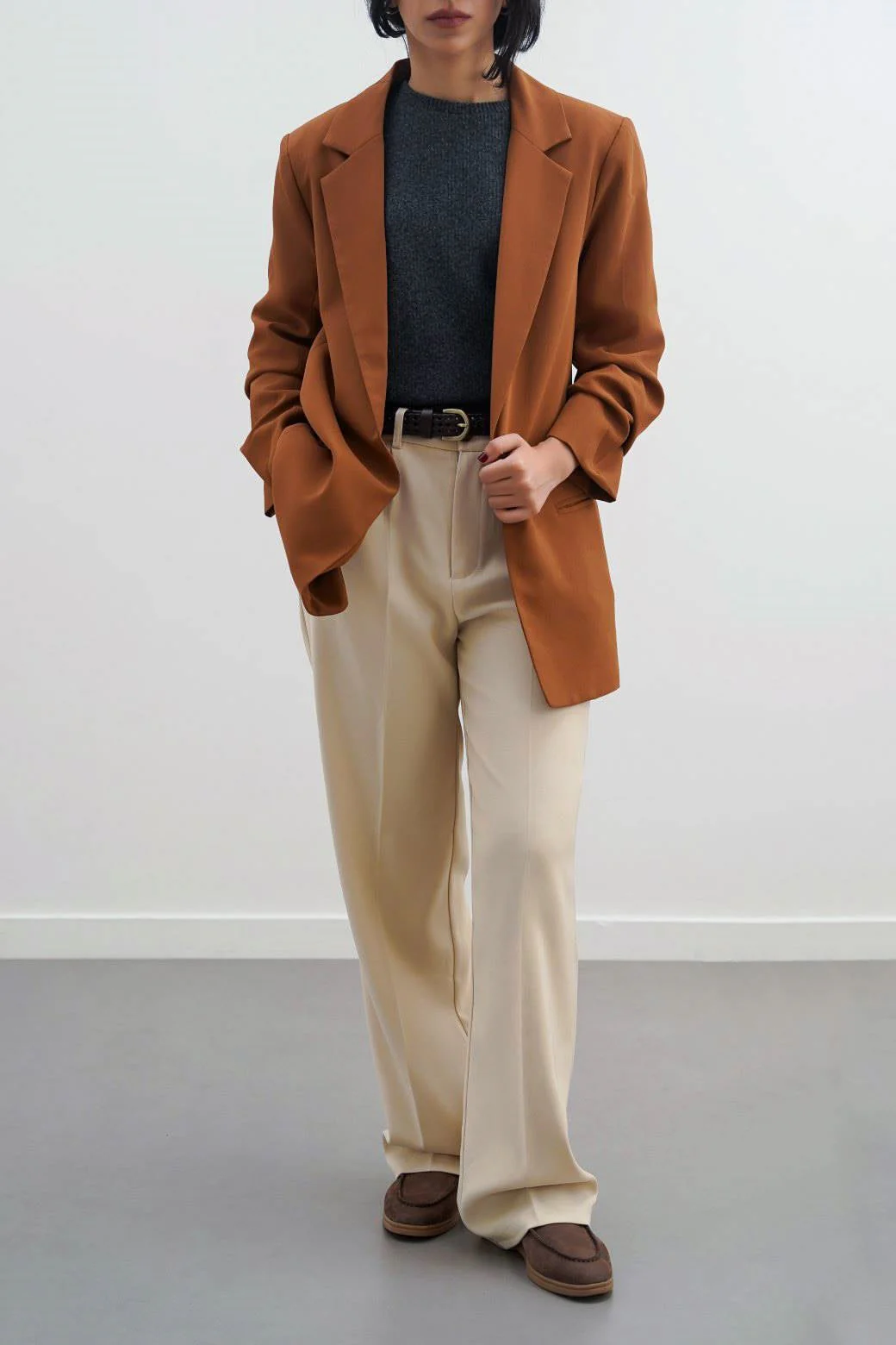 BASIC BLAZER WITH RUCHED SLEEVE - Image 4