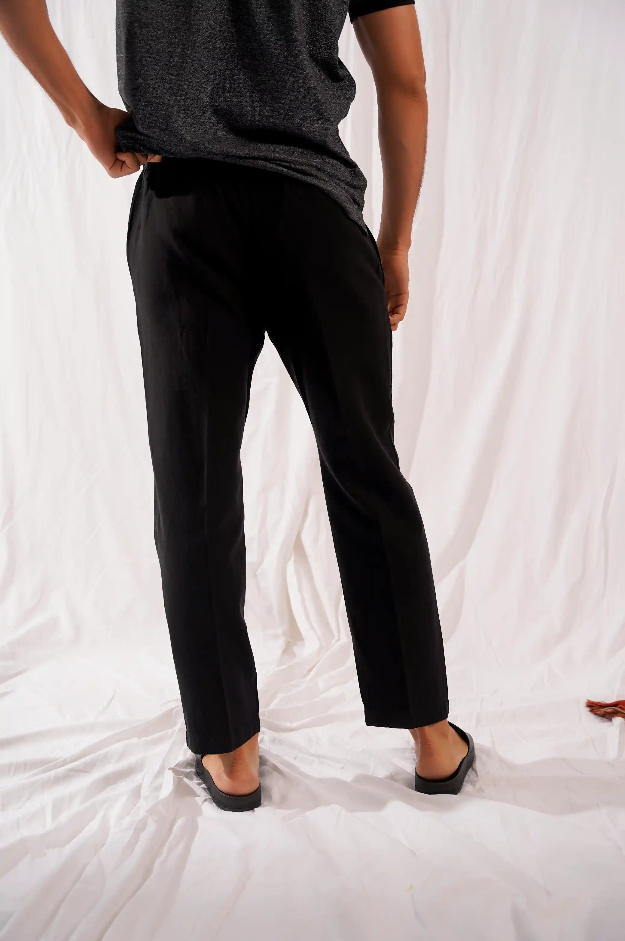 BASIC TAPERED PANTS - Image 4