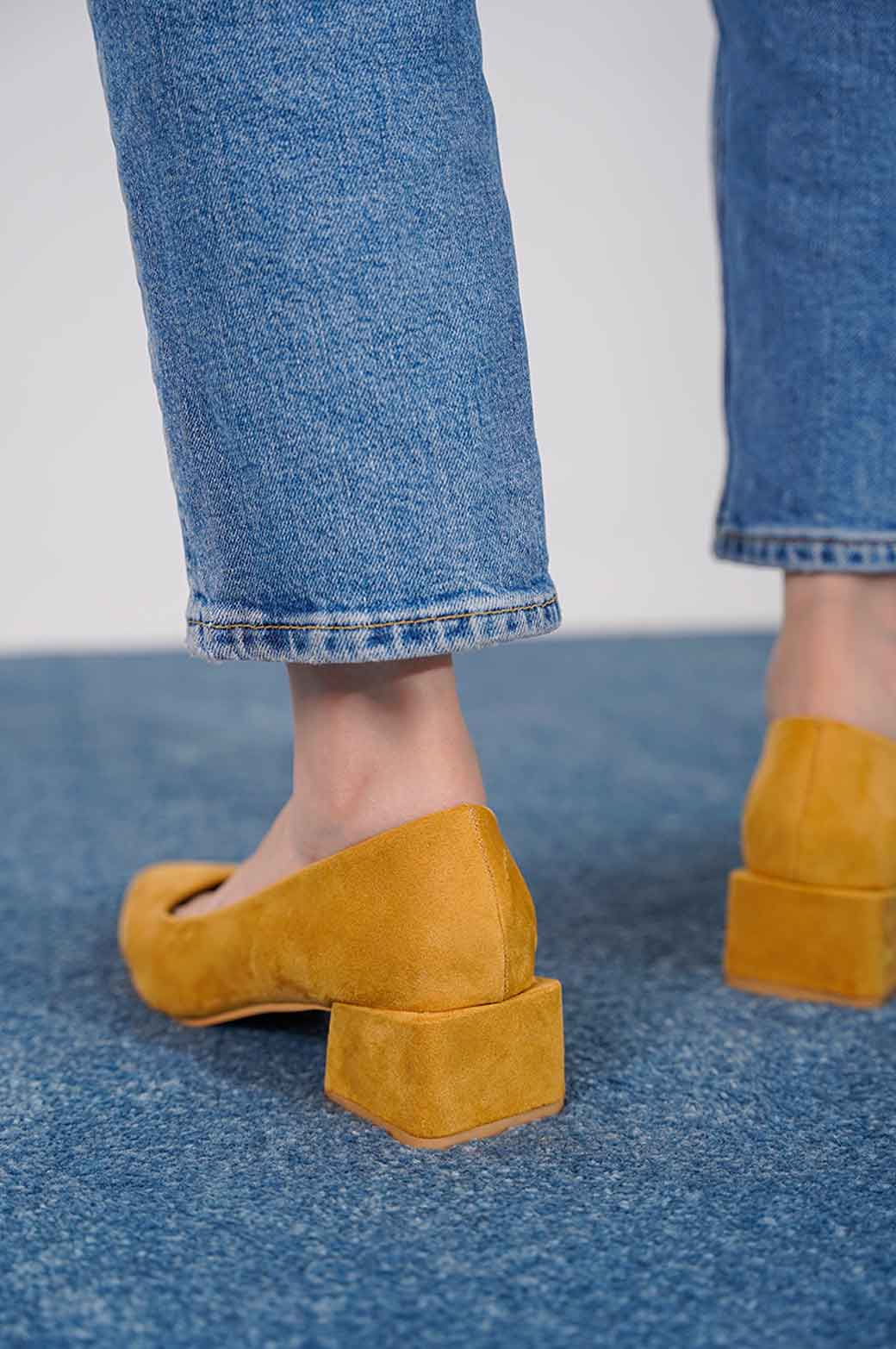 BLOCK HEEL PUMPS - Image 2
