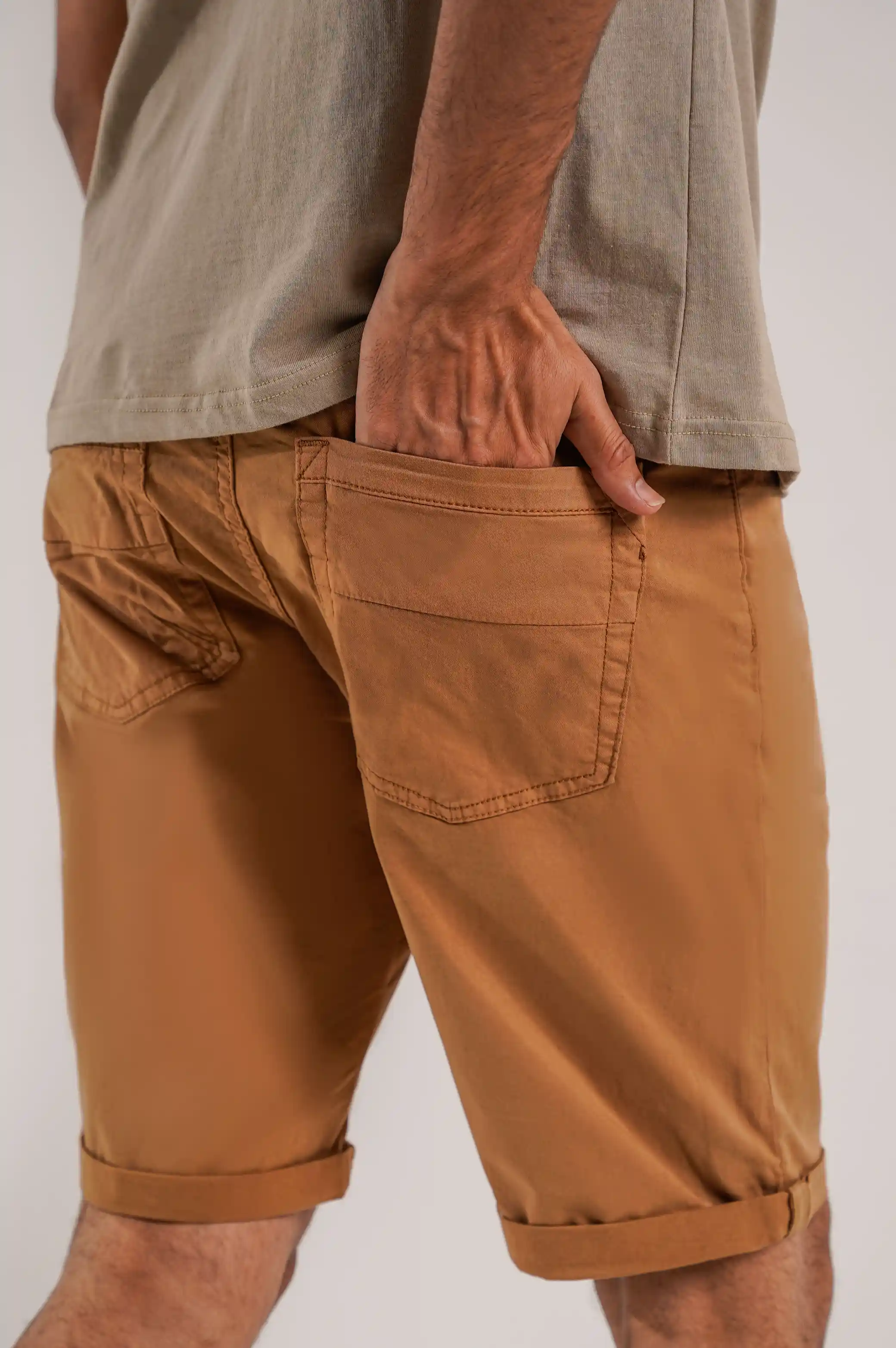 CASUAL SHORTS - Image 4