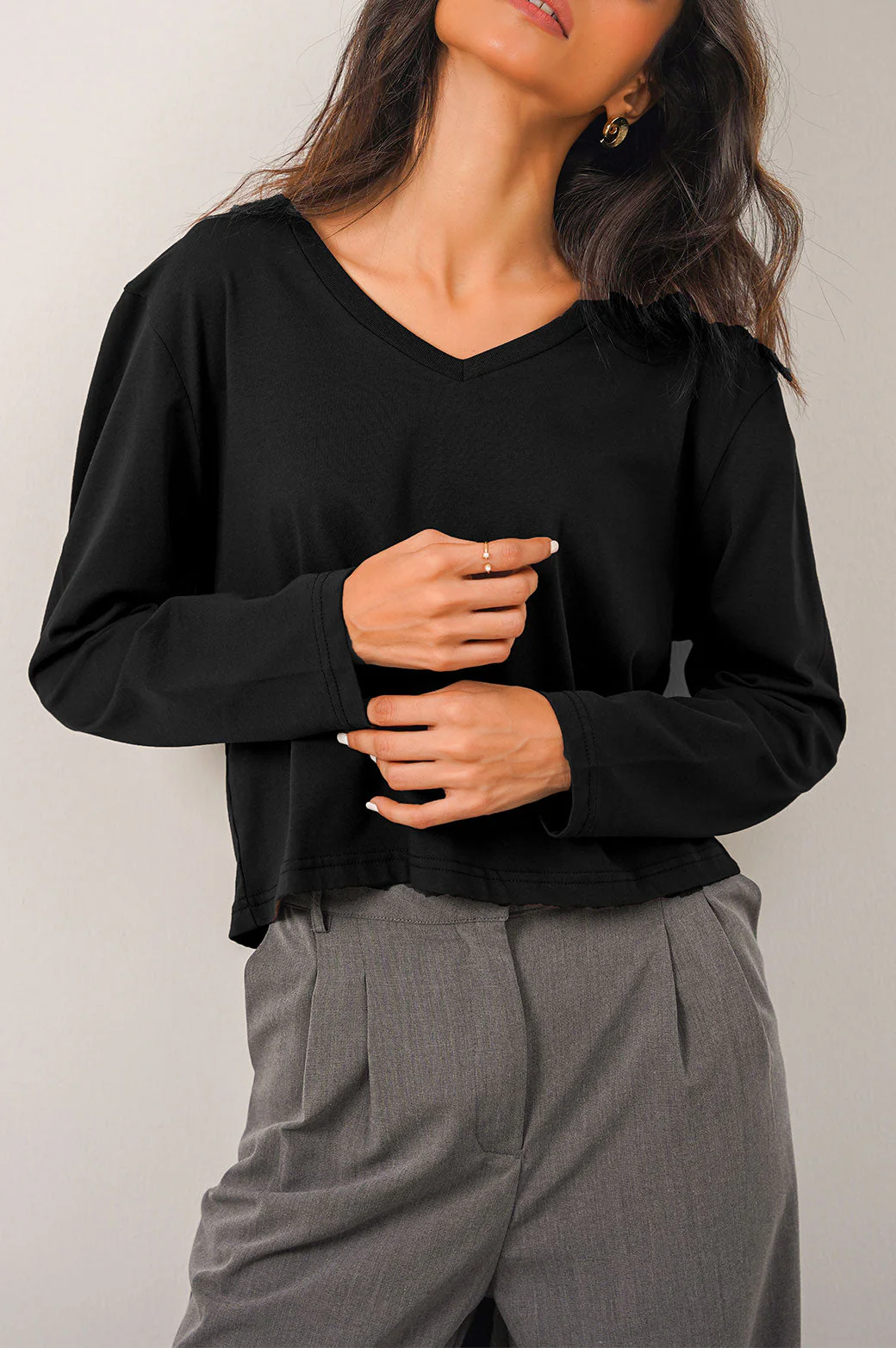 CASUAL V-NECK T-SHIRT - Image 2