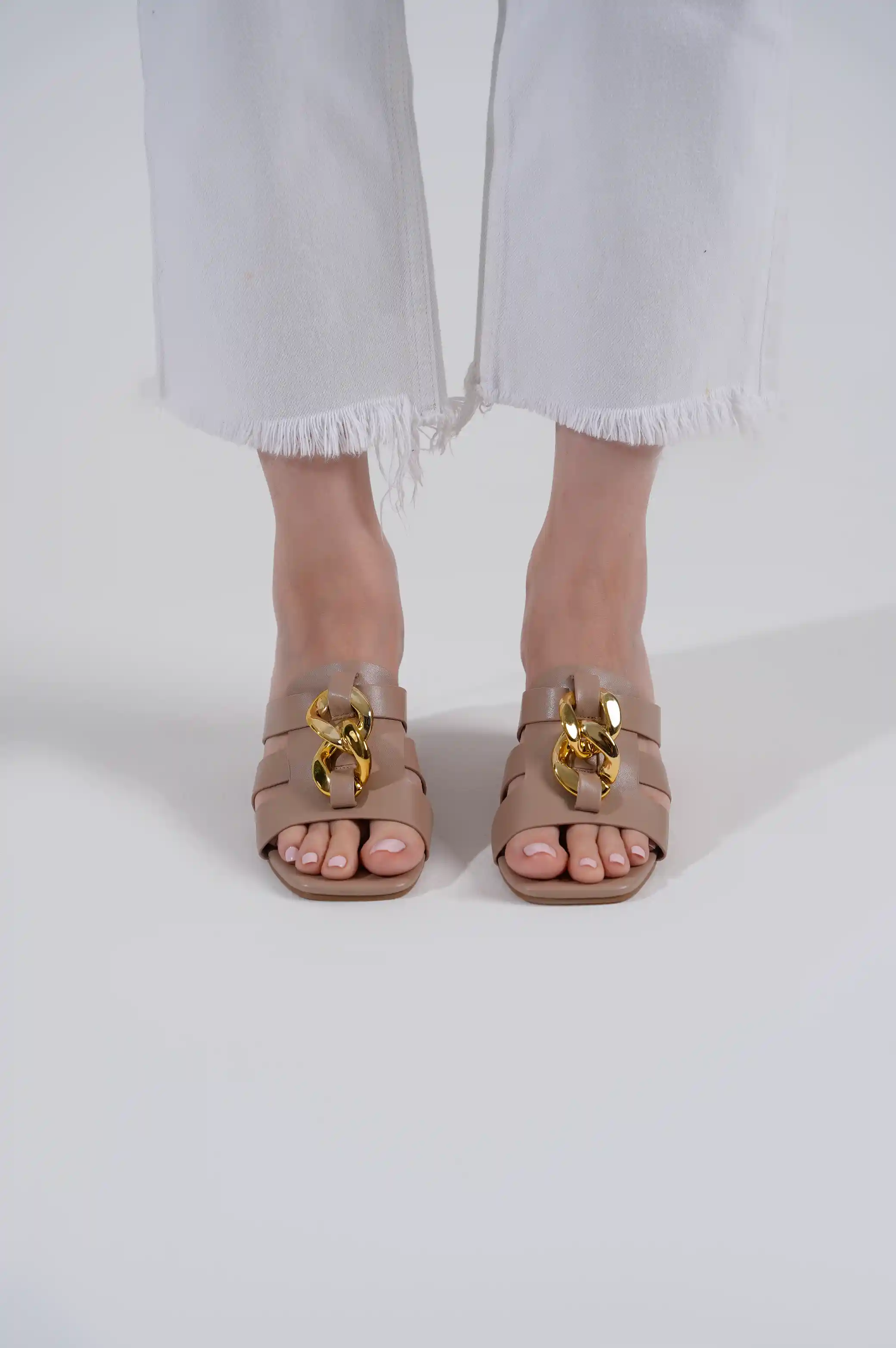 CHAIN BLOCK HEELS - Image 2