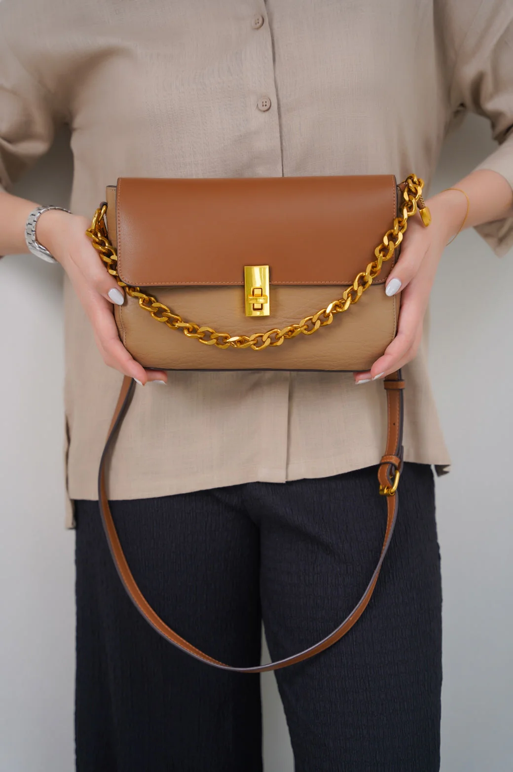 CHAIN CROSSBODY BAG - Image 5