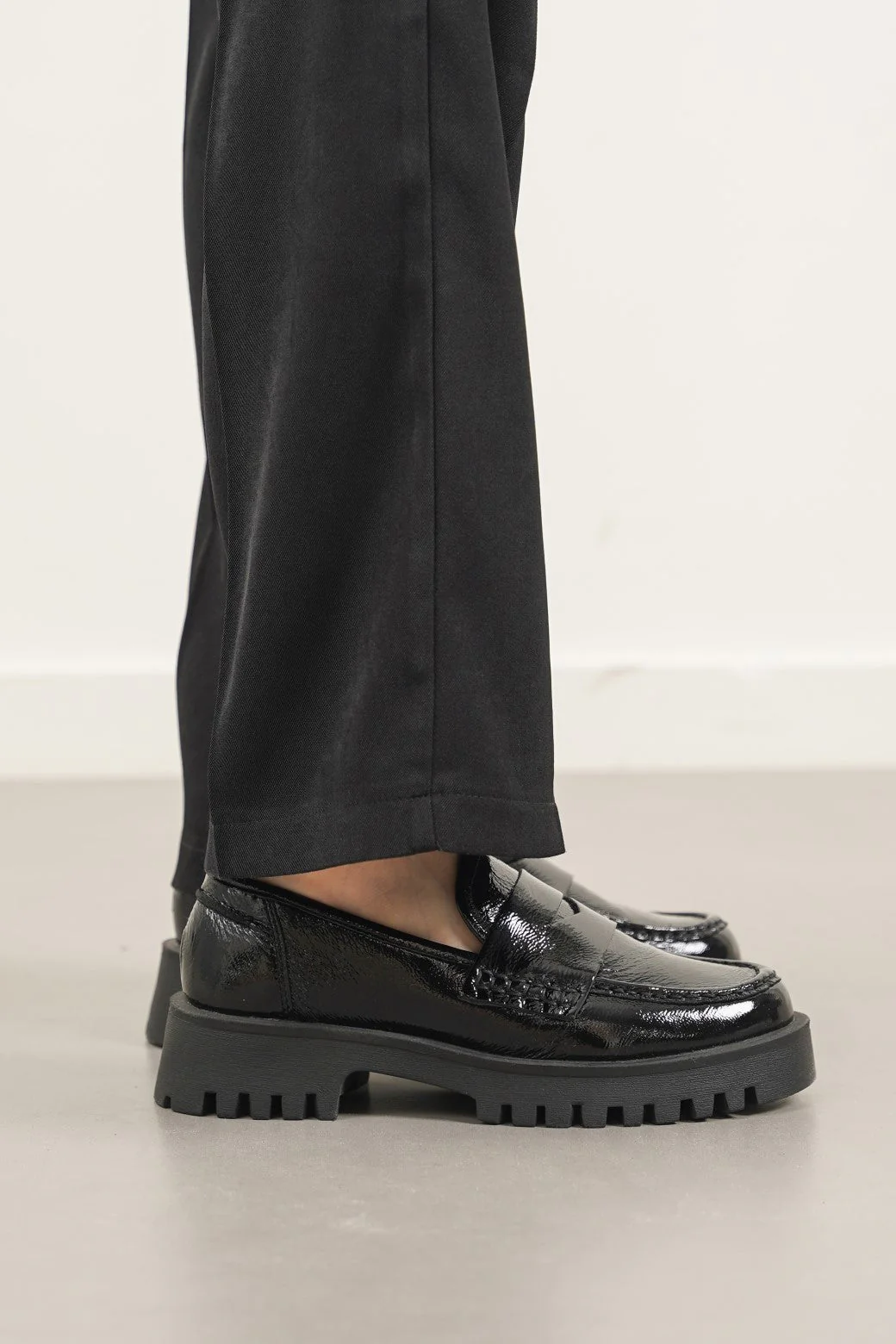 PATENT LEATHER LOAFERS - Image 3