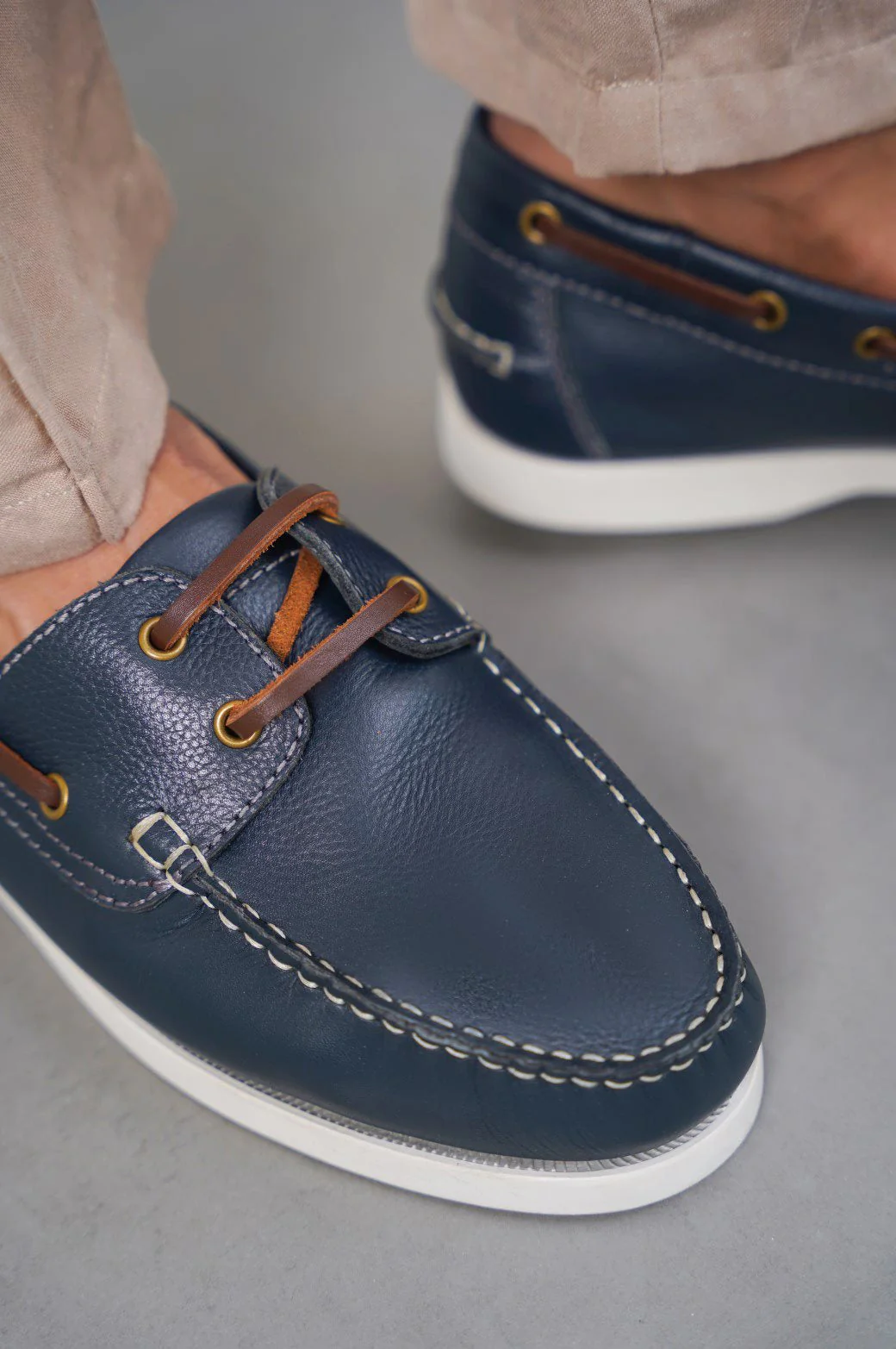 CLASSIC LEATHER BOAT SHOES - Image 4