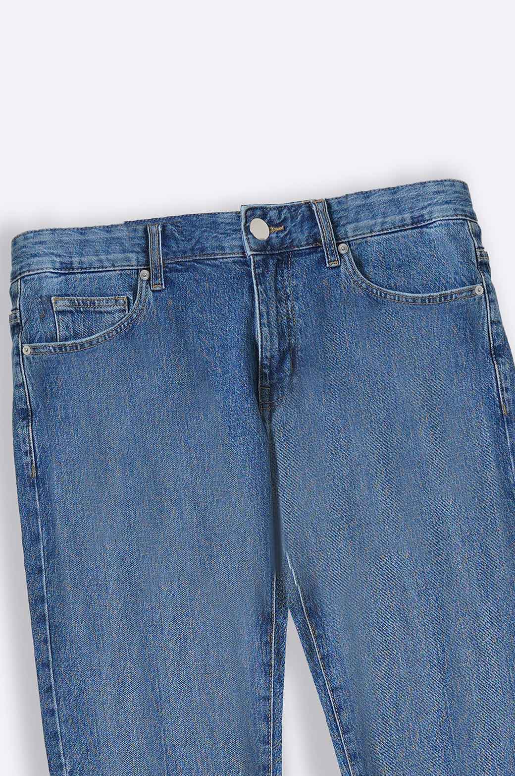 CLASSIC STRAIGHT JEANS - Image 5