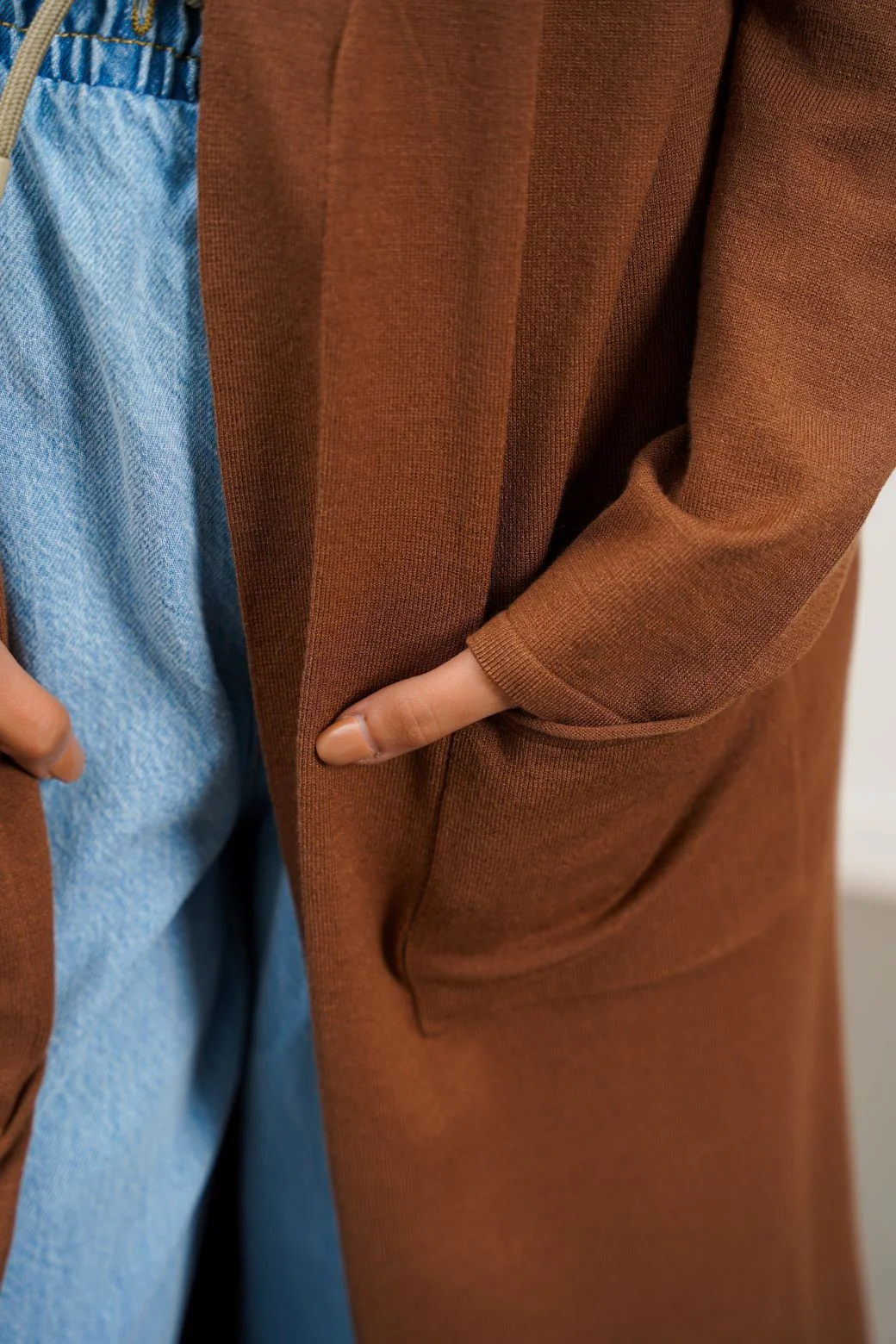 FINE KNIT CARDIGAN - Image 6