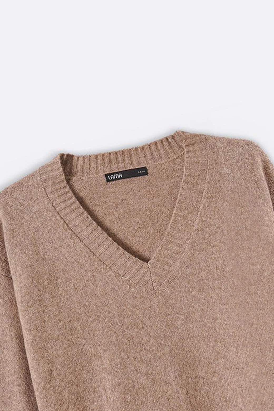 CLASSIC V-NECK JUMPER - Image 6