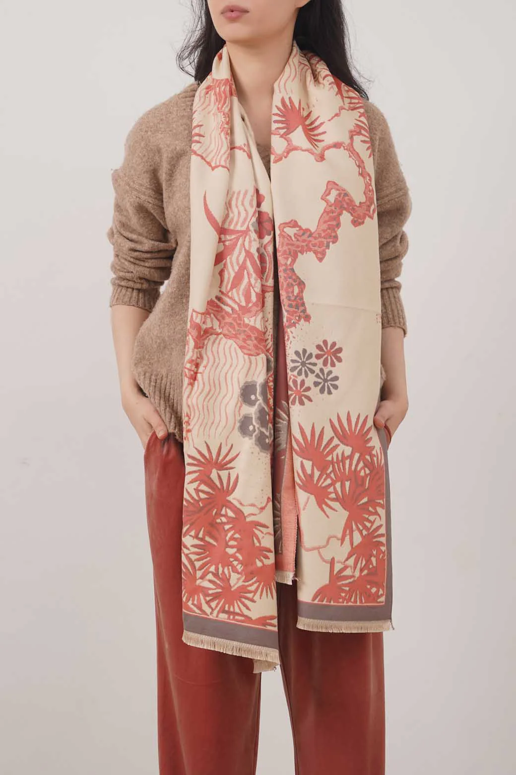 CONTRAST FLORA PRINT SCARF - Image 2