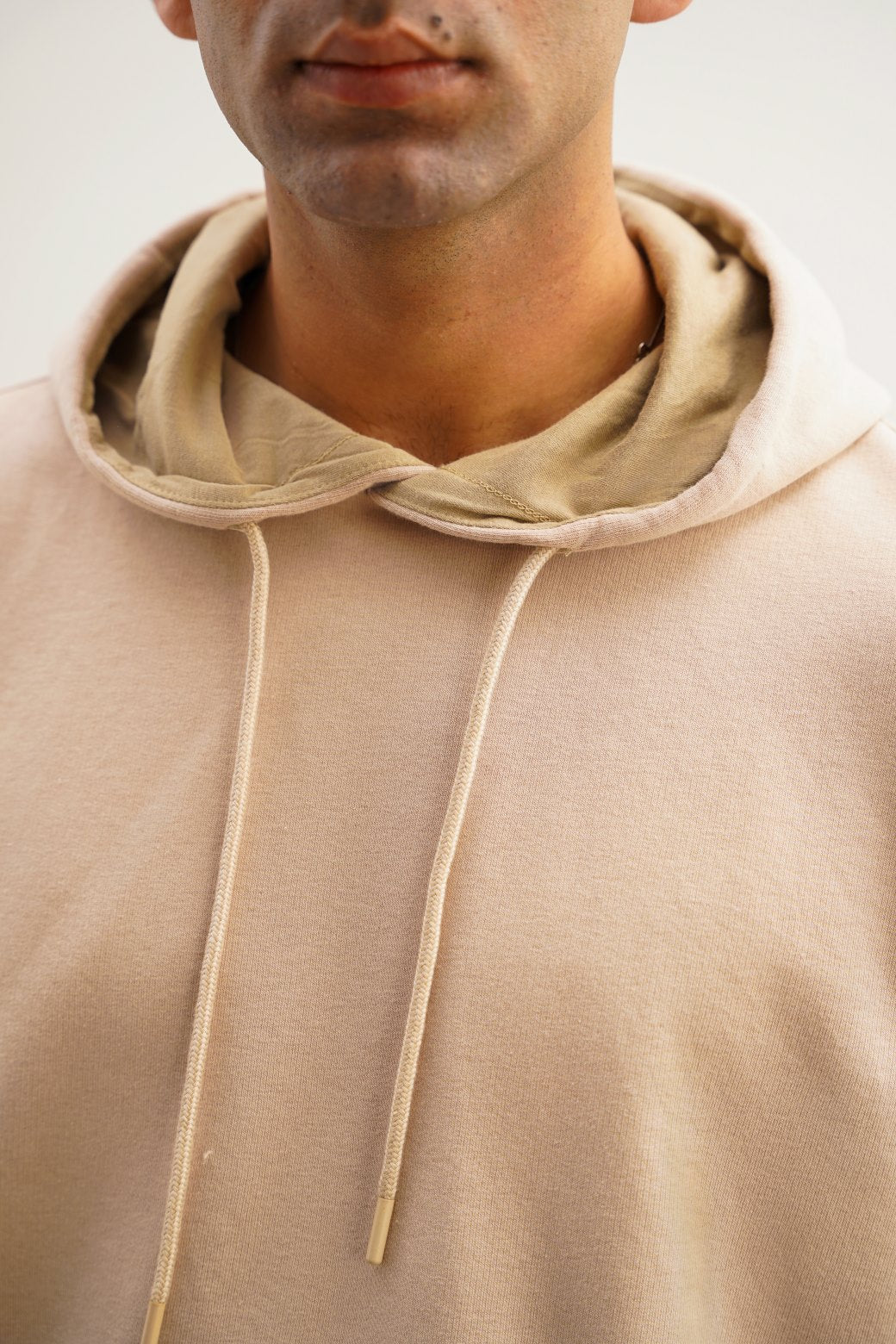CONTRAST HOODIE - Image 3
