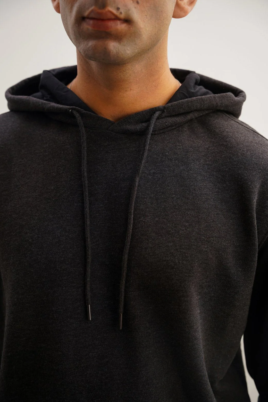 CONTRAST HOODIE - Image 3
