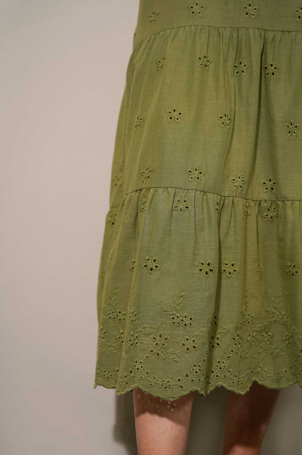 COTTON CUTWORK SKIRT - Image 4