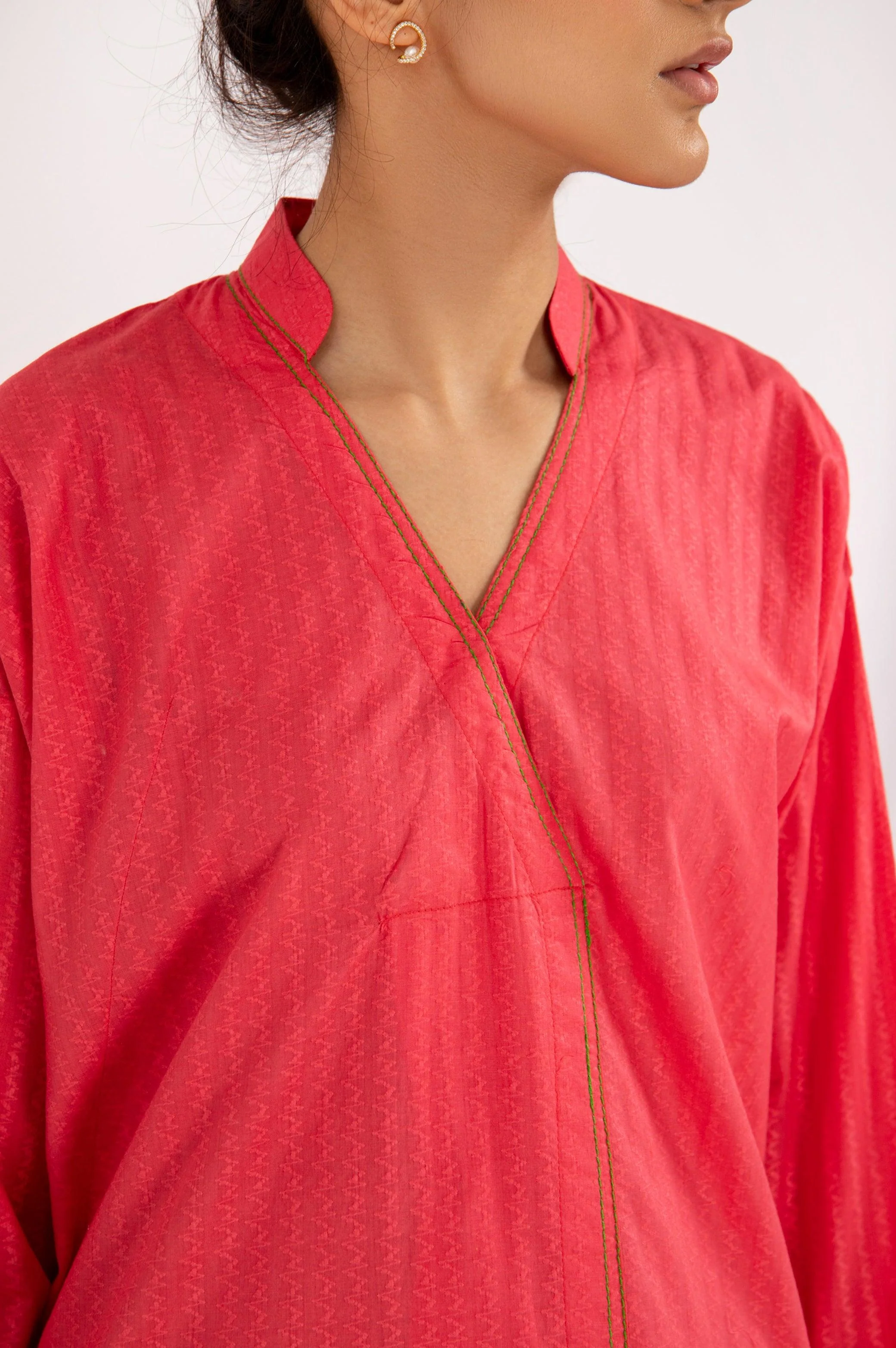 CORAL KURTA WITH CONTRAST STITCH - Image 3