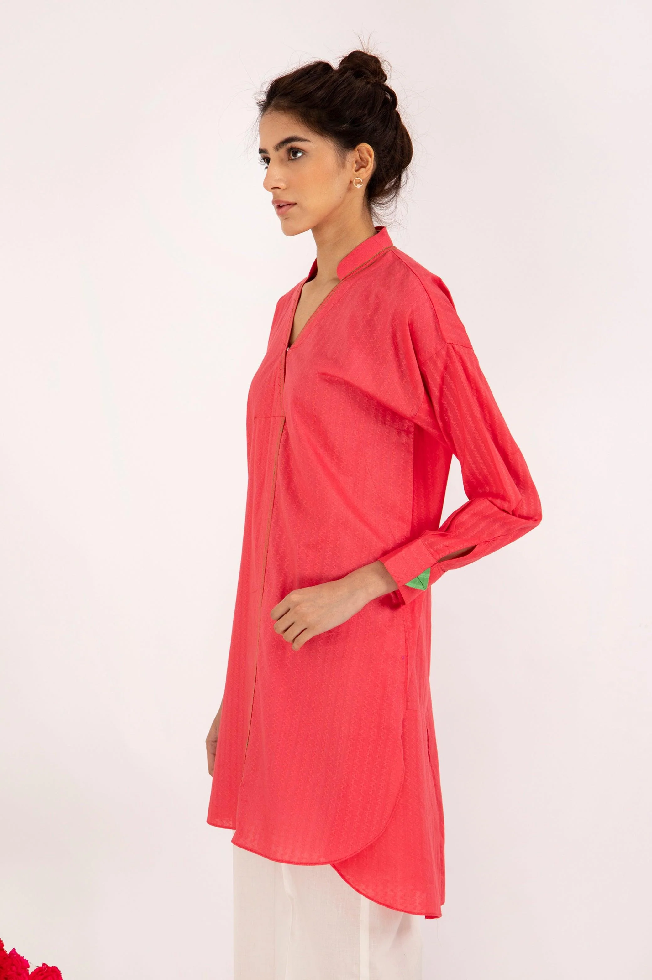 CORAL KURTA WITH CONTRAST STITCH - Image 4