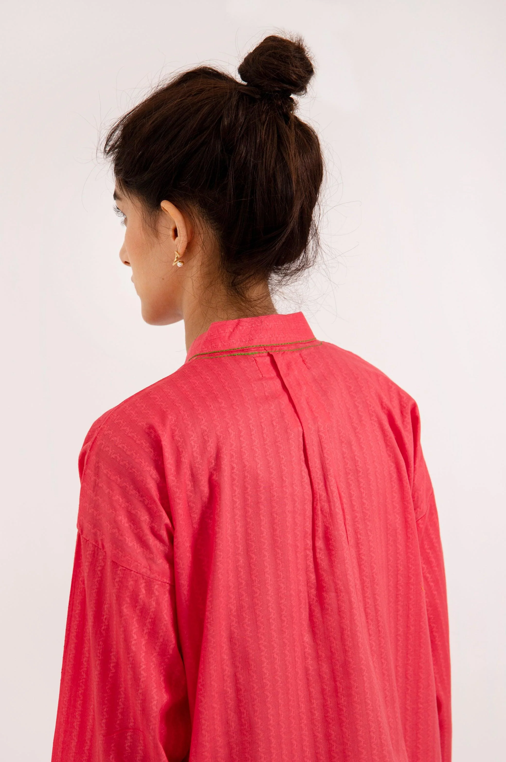 CORAL KURTA WITH CONTRAST STITCH - Image 5