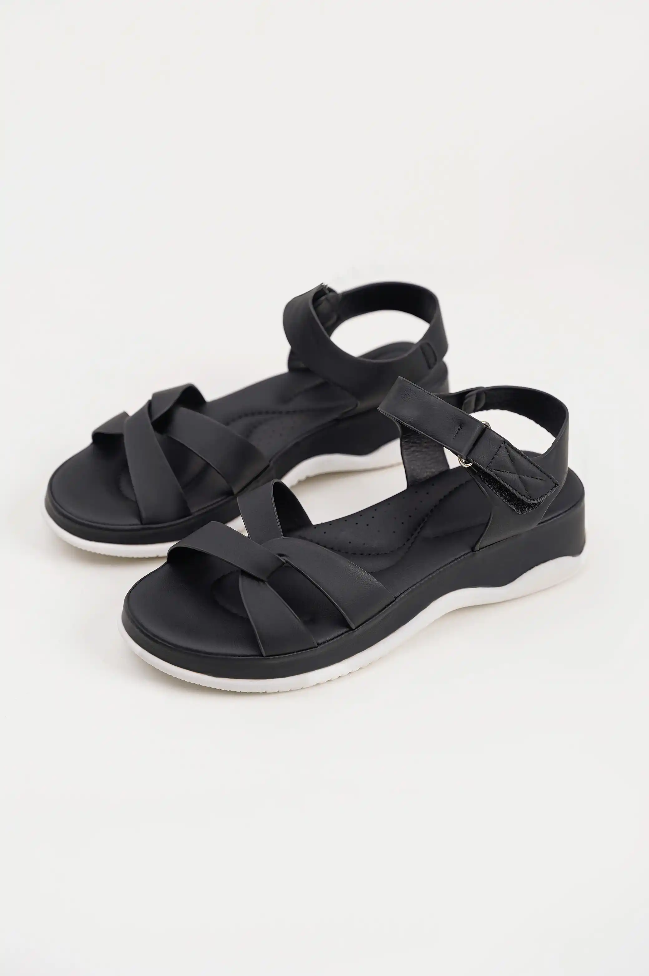 CRISS-CROSS SANDAL - Image 4