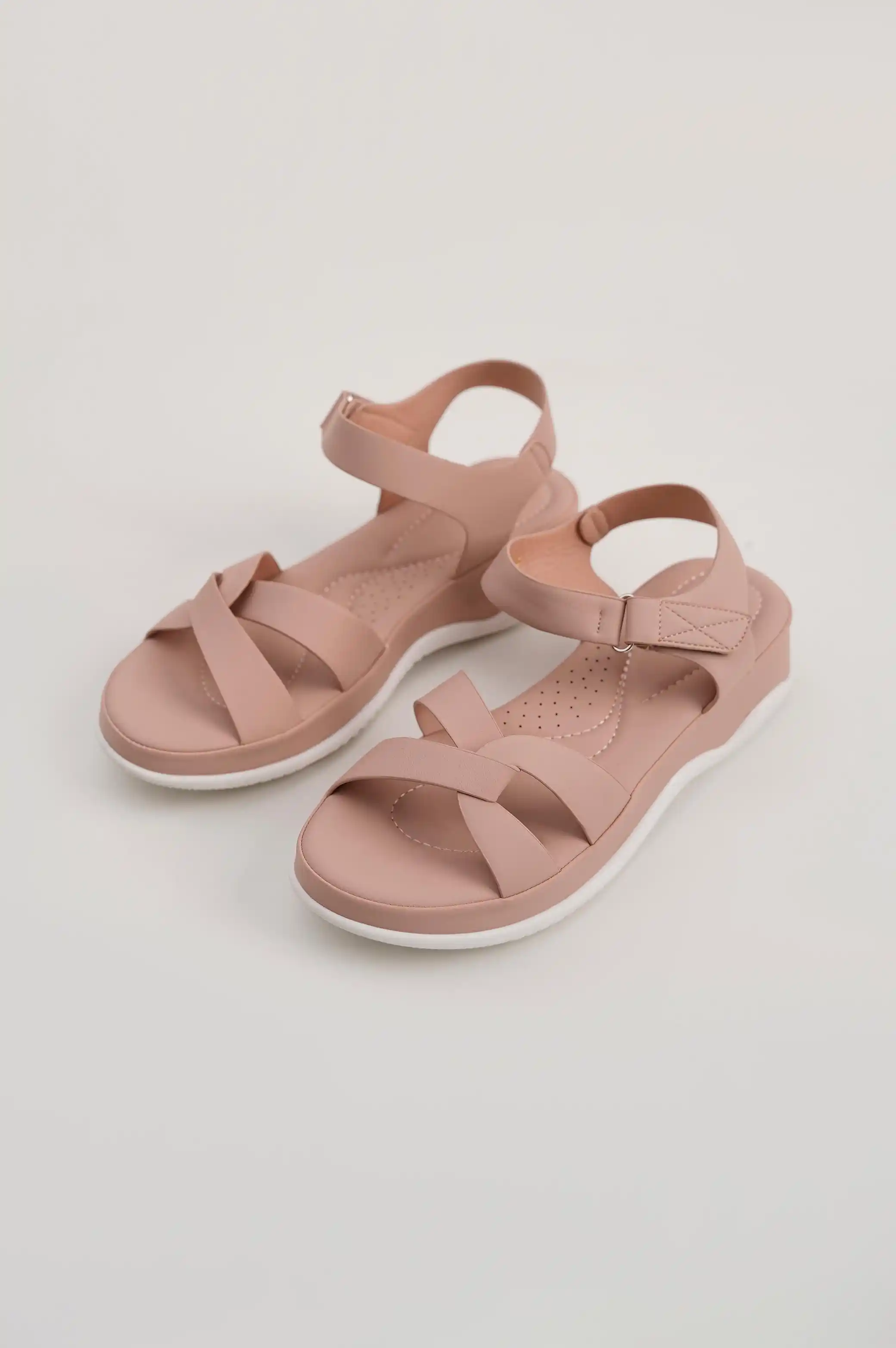 CRISS-CROSS SANDAL - Image 4