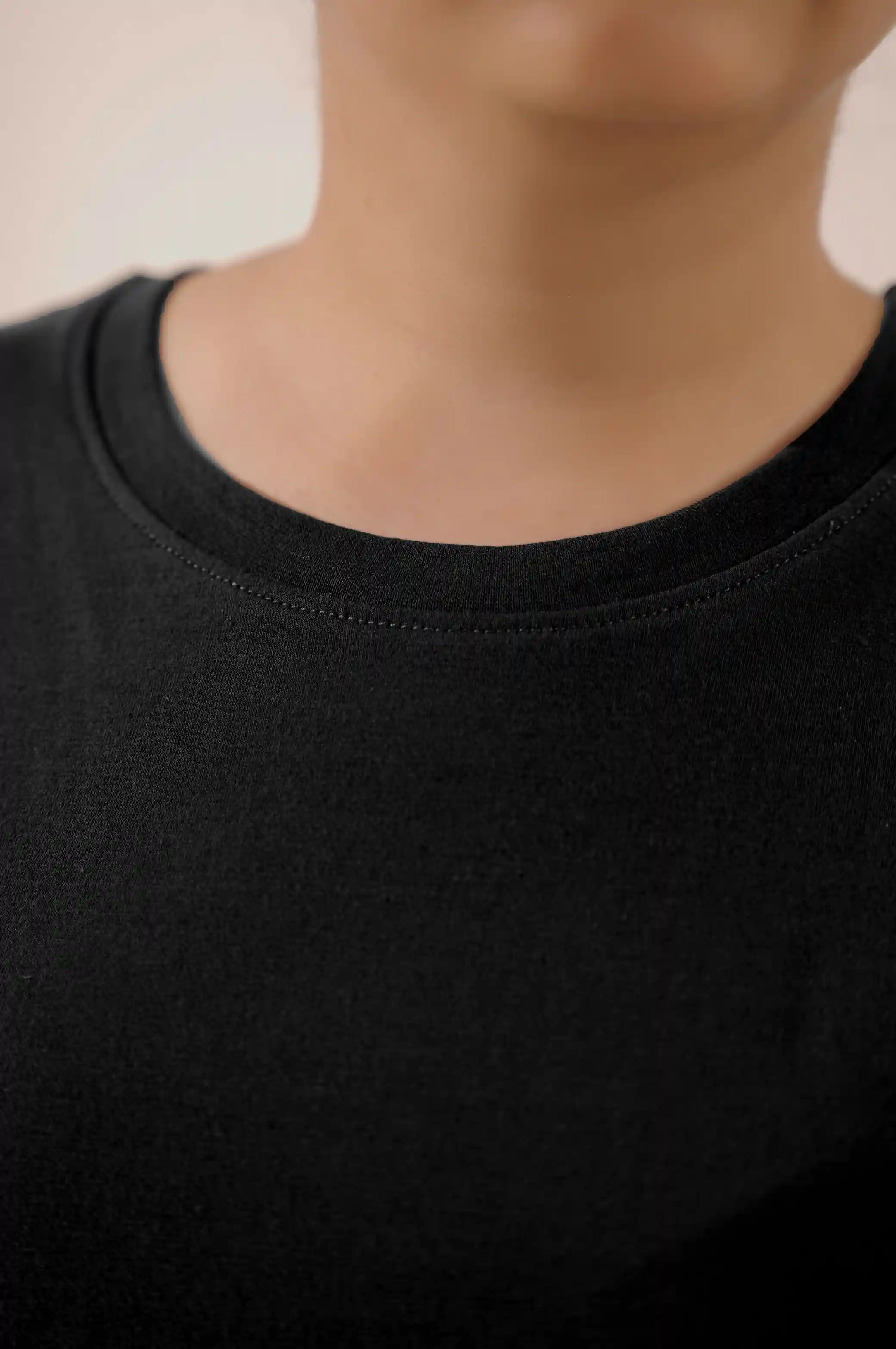 CROPPED T-SHIRT - Image 2