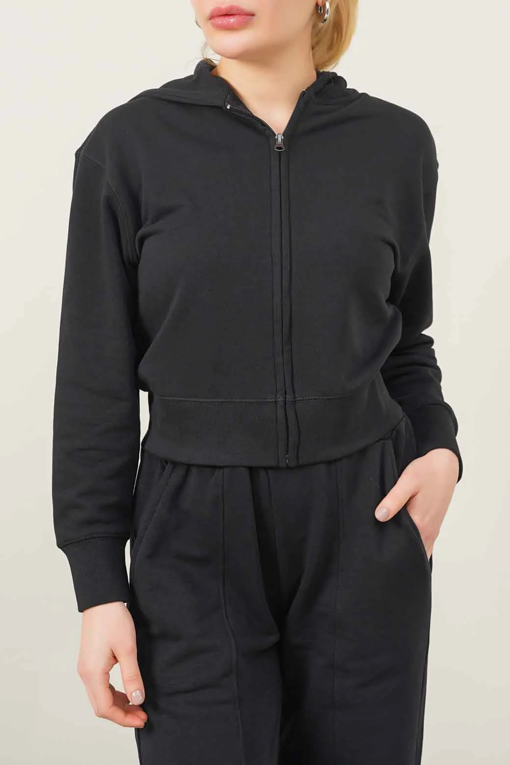 CROPPED ZIPPER HOODIE - Image 3