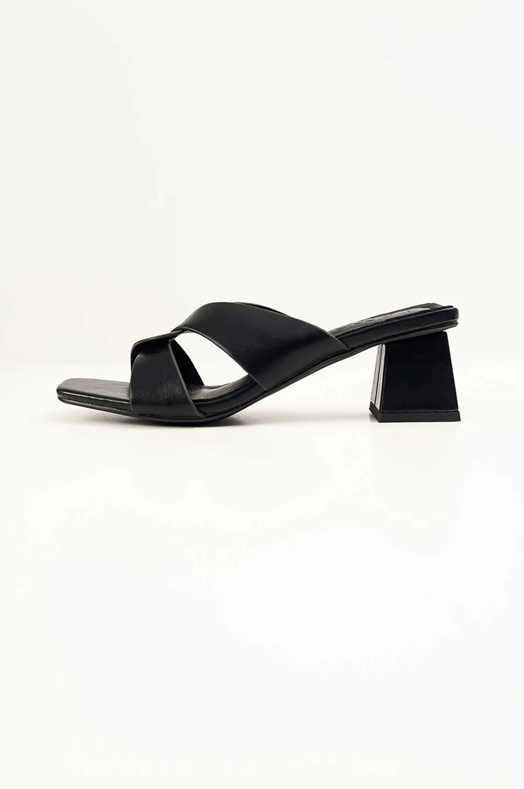 CROSS OVER BLOCK HEEL - Image 6