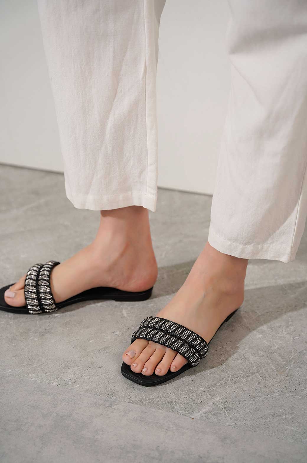 CRYSTAL ROPE FLATS - Image 2