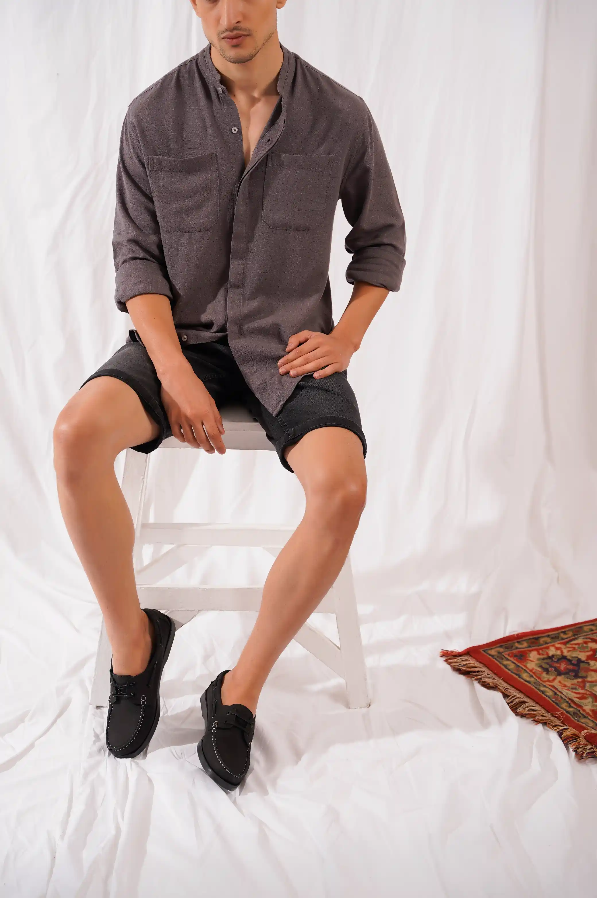 DOUBLE POCKET BAND COLLAR SHIRT - Image 3