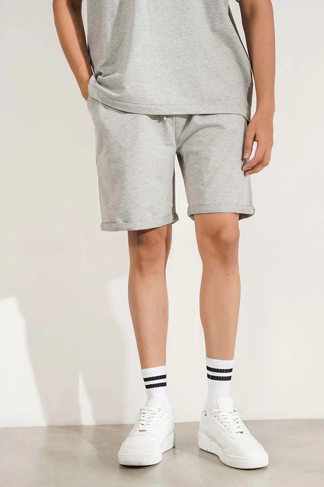 DRAWSTRING SHORTS - Image 2