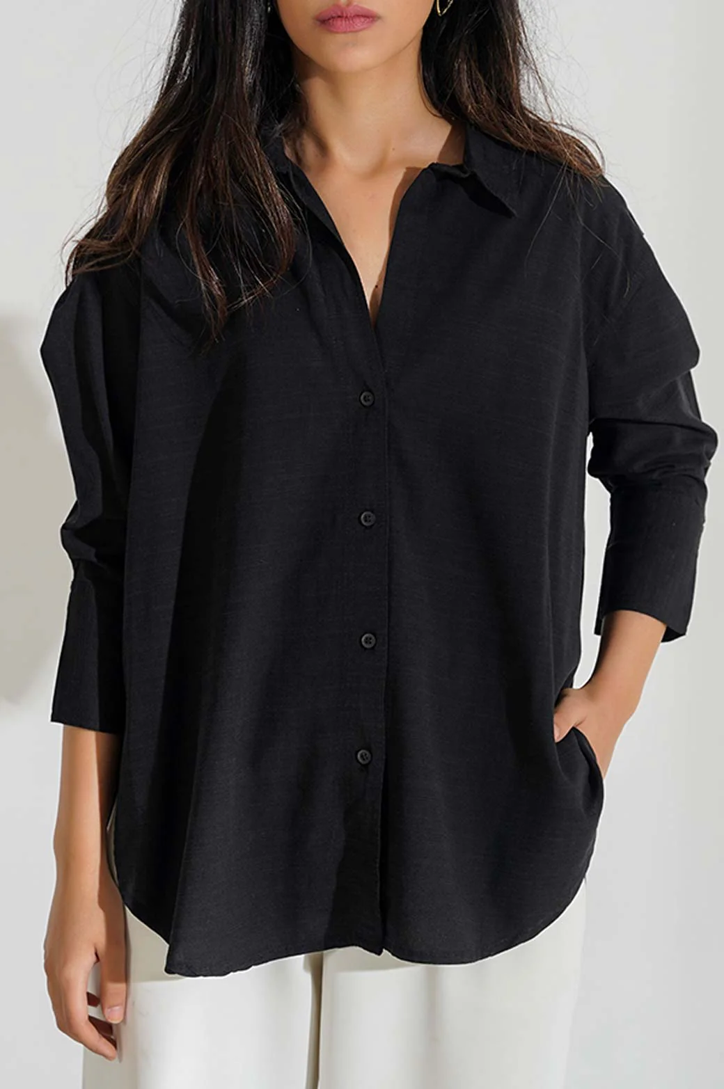 EVERYDAY BUTTON-DOWN SHIRT - Image 2