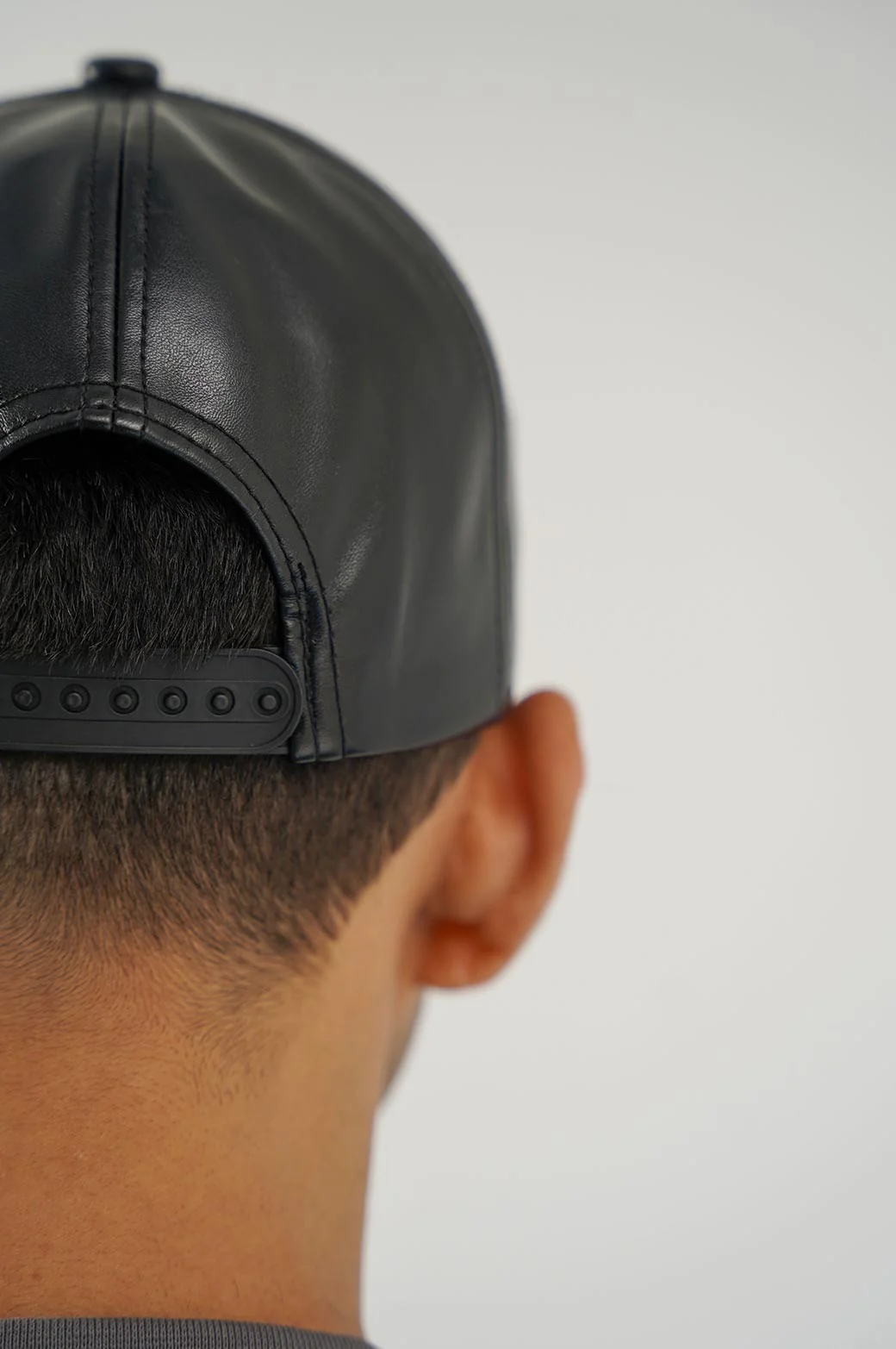 FAUX LEATHER CAP - Image 2