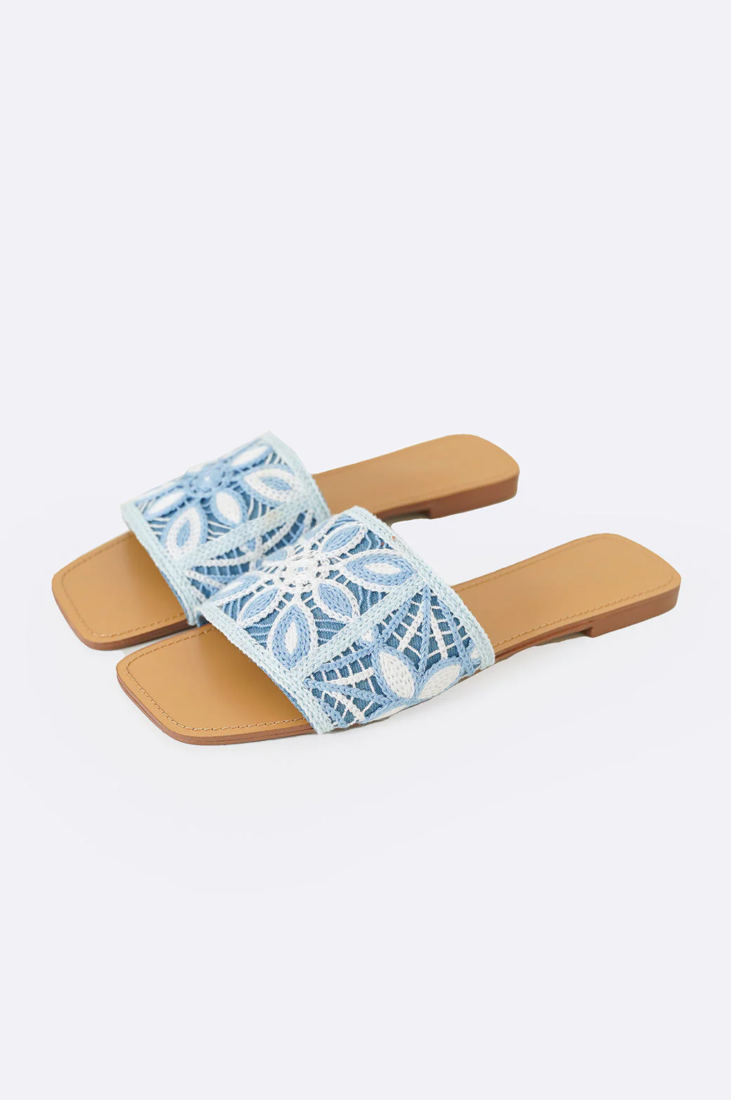 FLORAL WEAVE SLIDES - Image 4