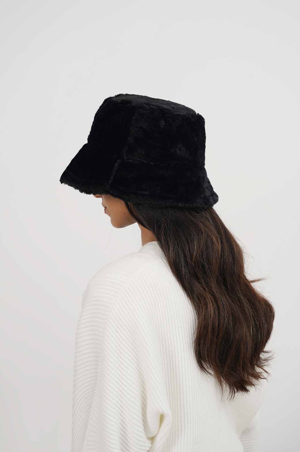 FUR BUCKET HAT - Image 2