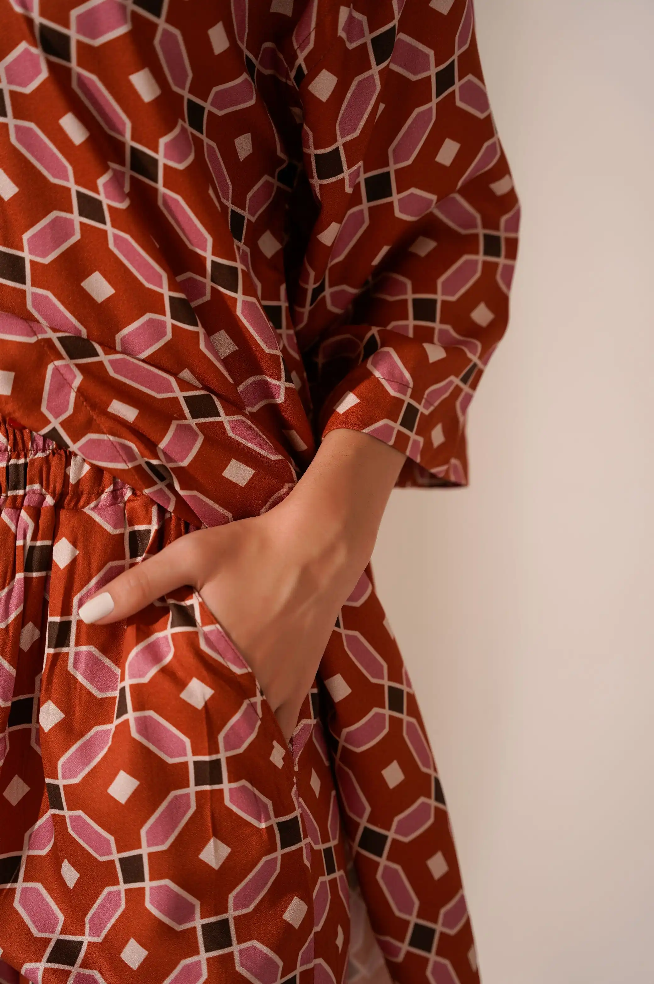 GEOMETRIC LONG SAFARI BLOUSE - Image 3