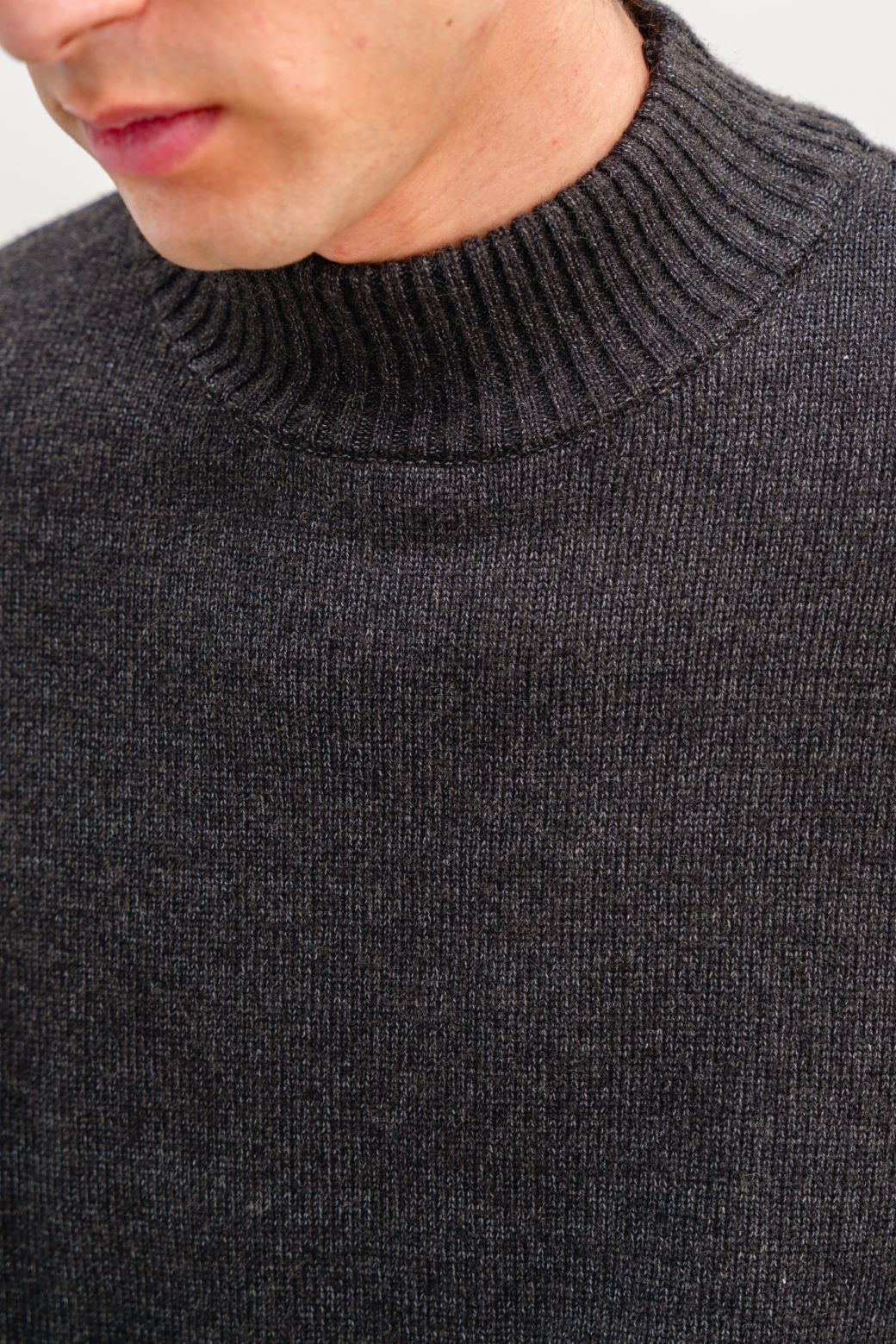 HIGH CREW JUMPER - Image 3