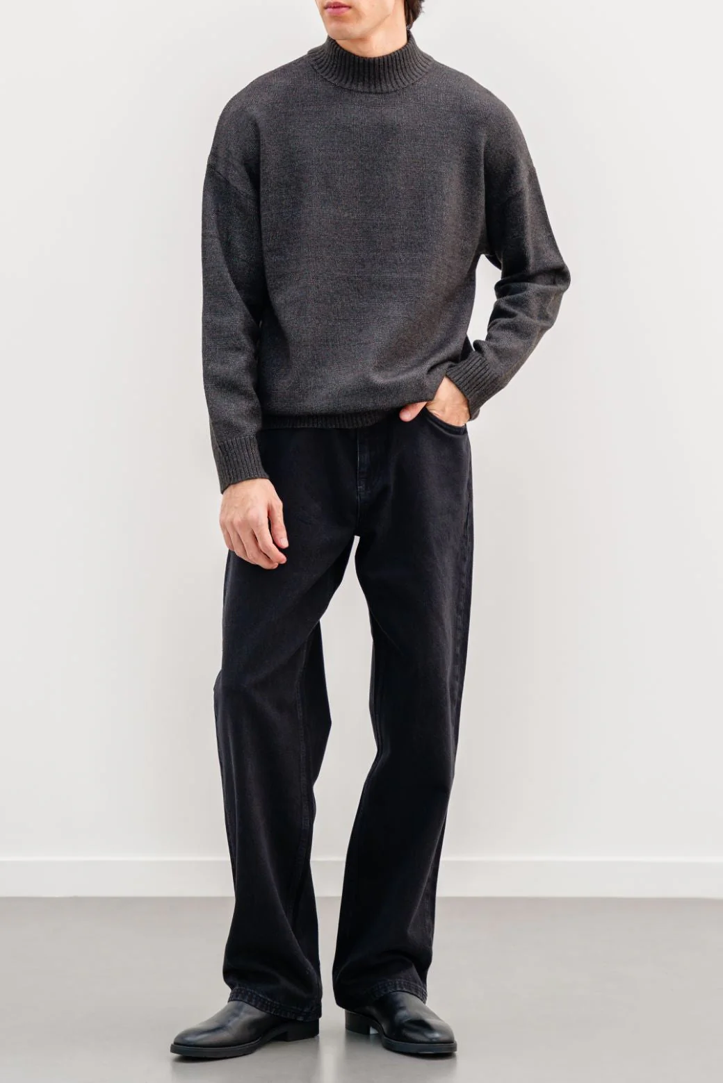 HIGH CREW JUMPER - Image 4