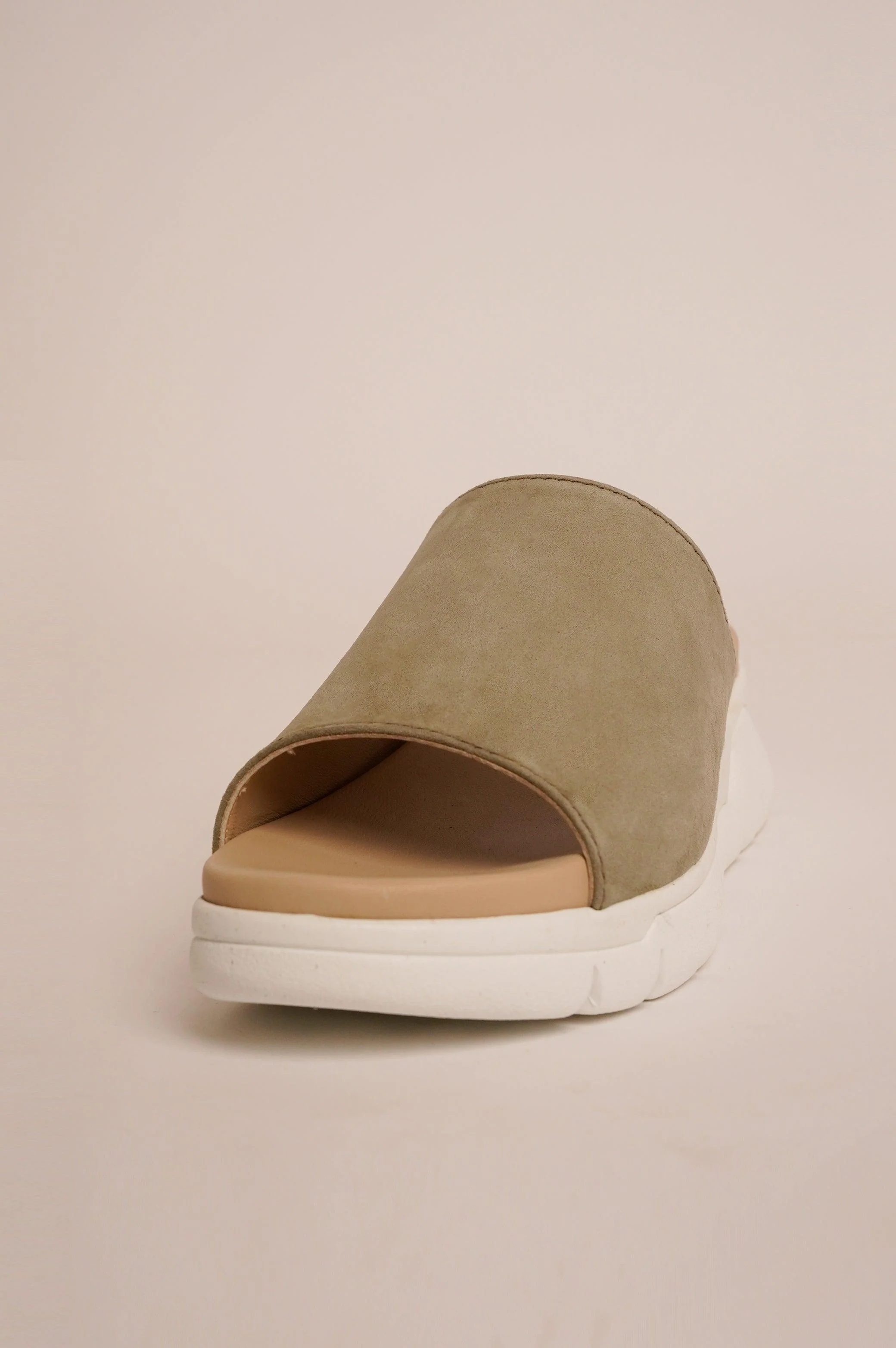HORIZON SUEDE SLIDES - Image 4