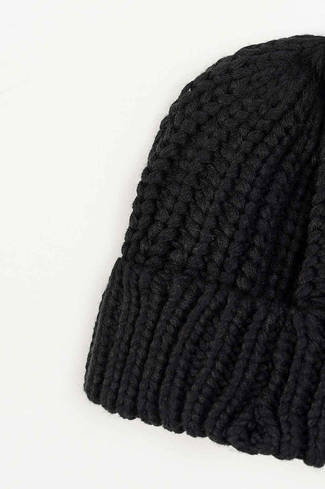 KNITTED BEANIE - Image 2
