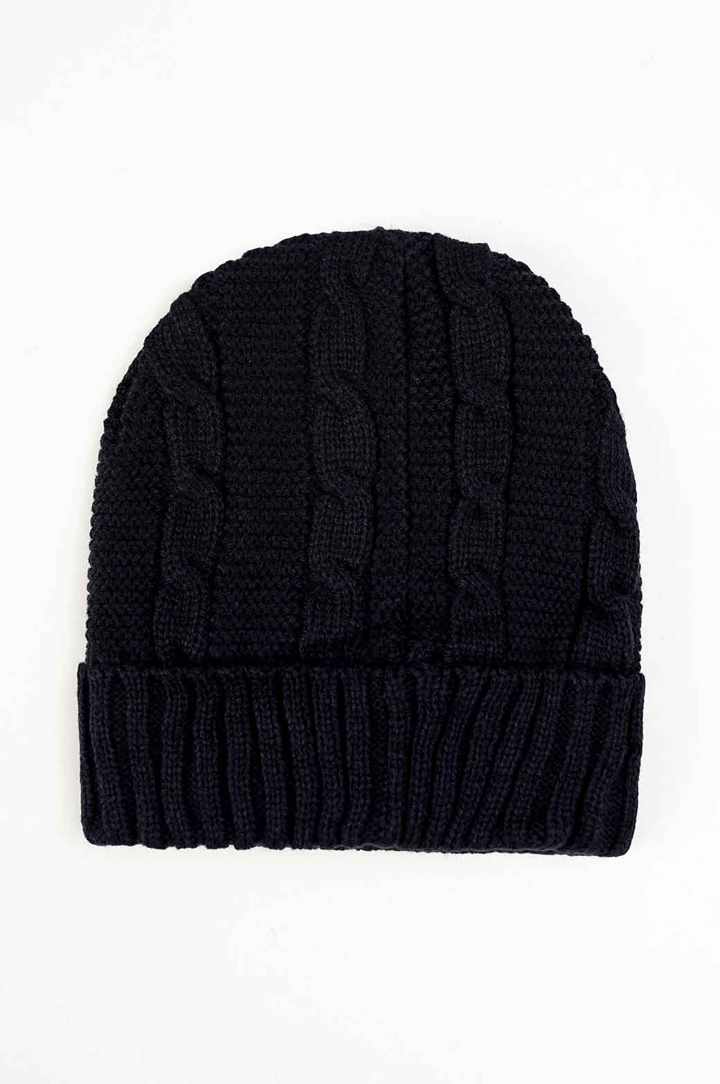 KNITTED NO-STATIC BEANIE