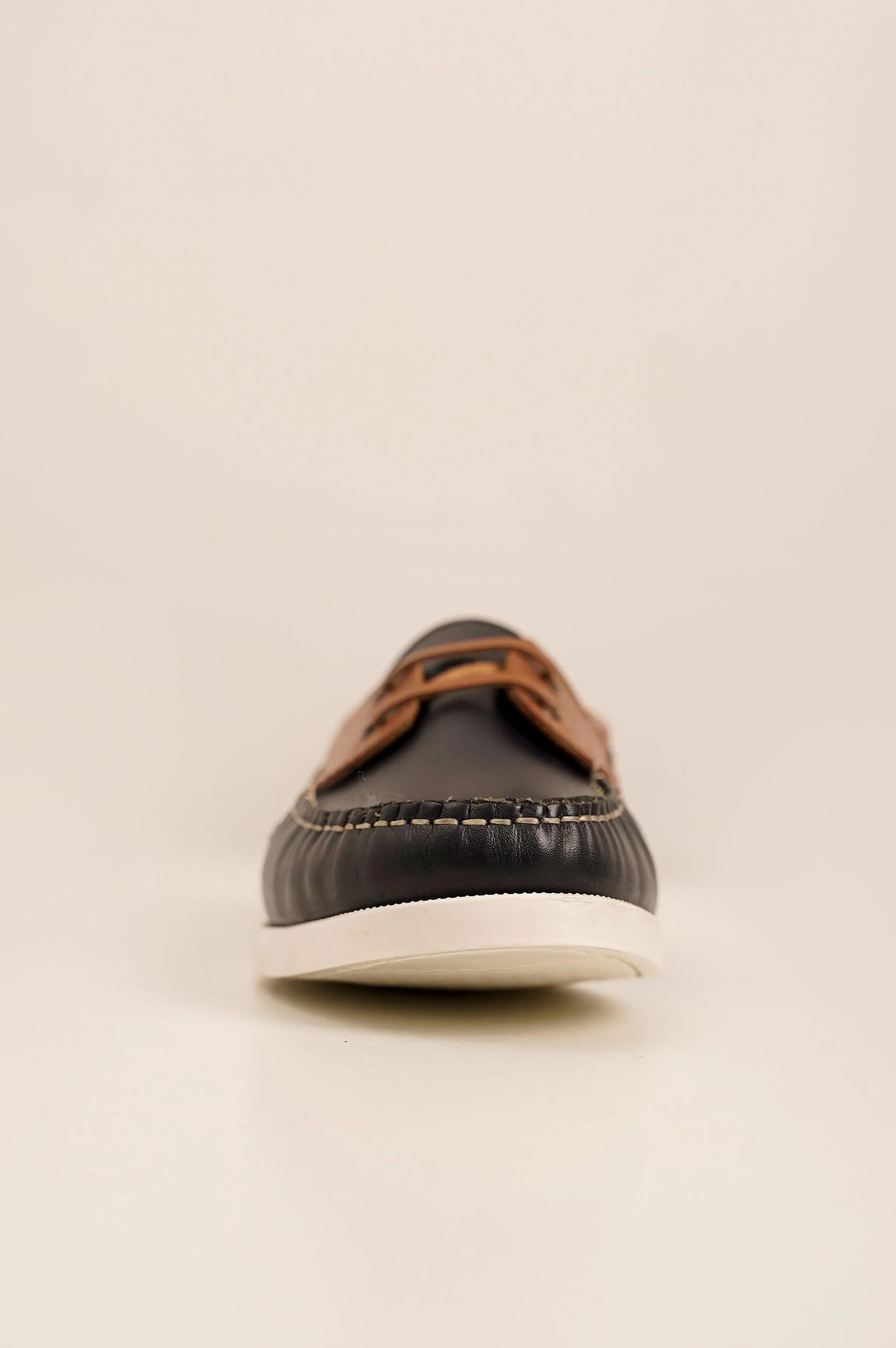 LEATHER BOAT SHOES - Image 5