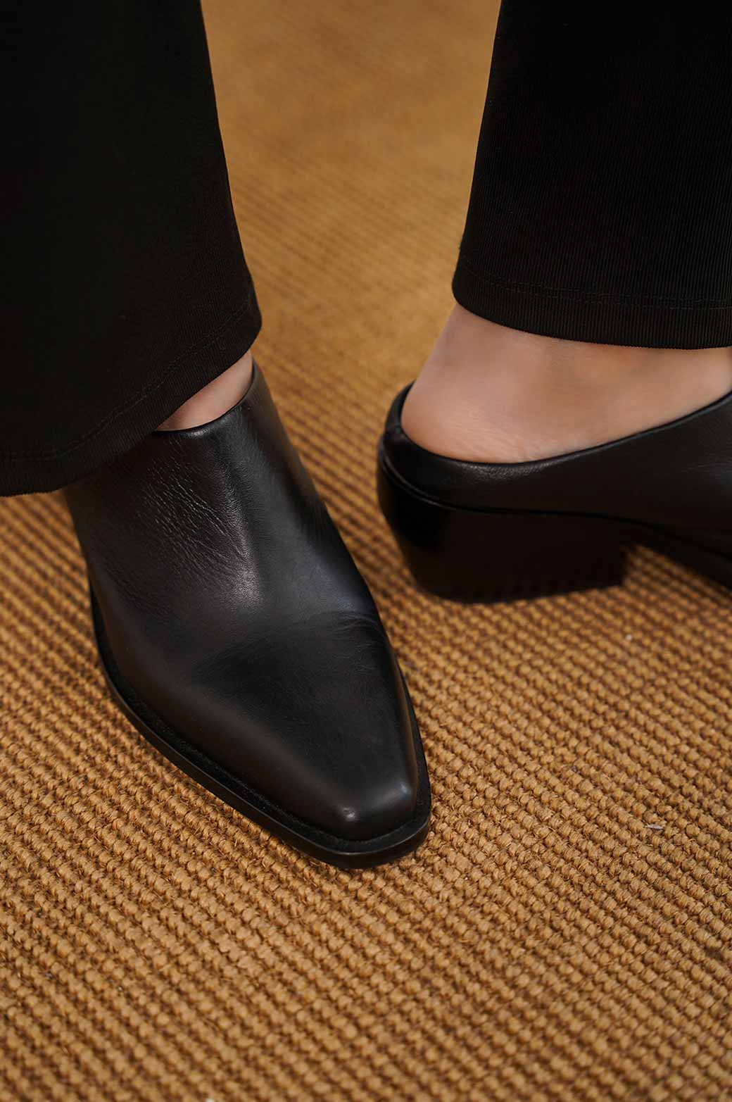 LEATHER BOOT MULES - Image 3
