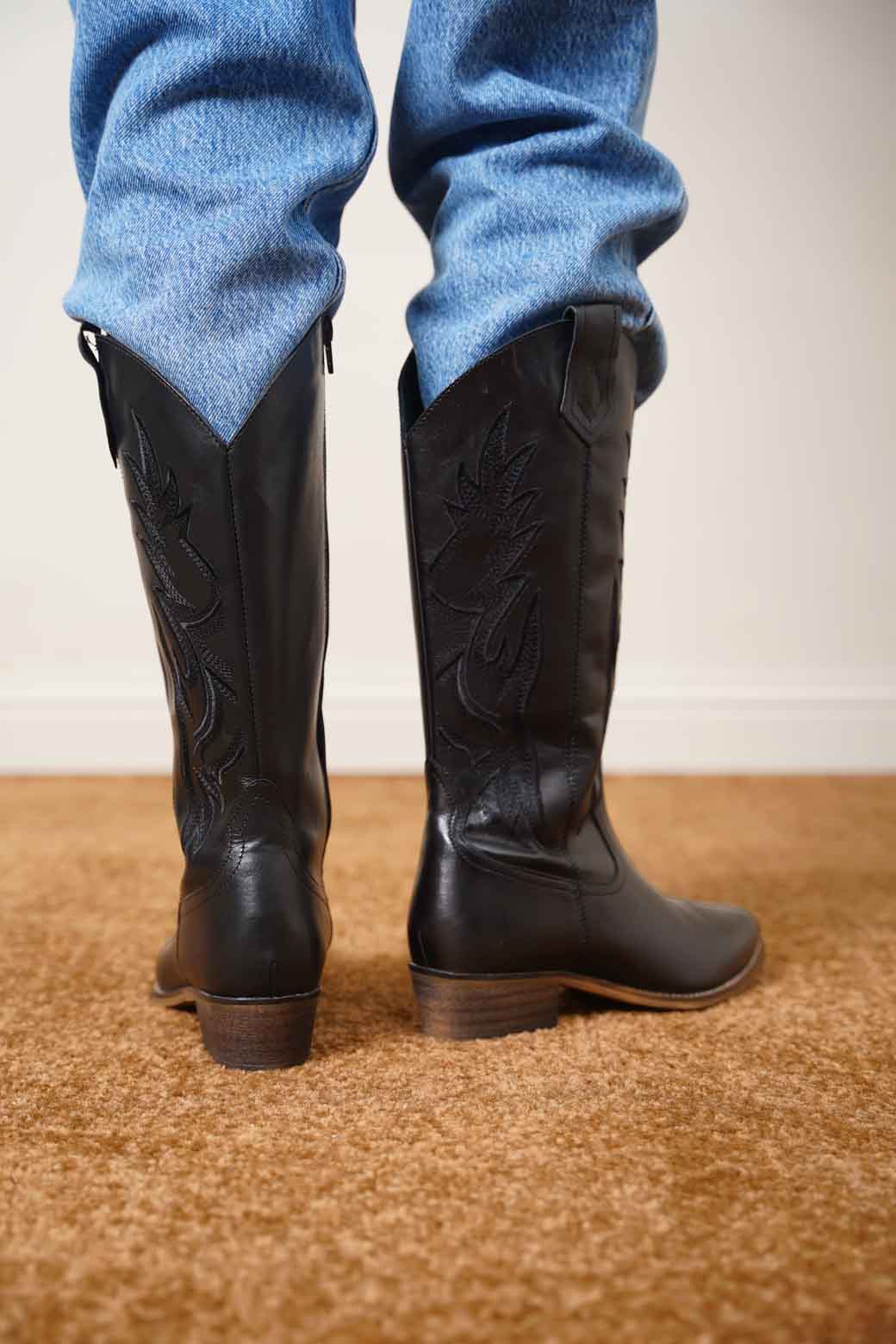 LEATHER COWBOY BOOT - Image 3