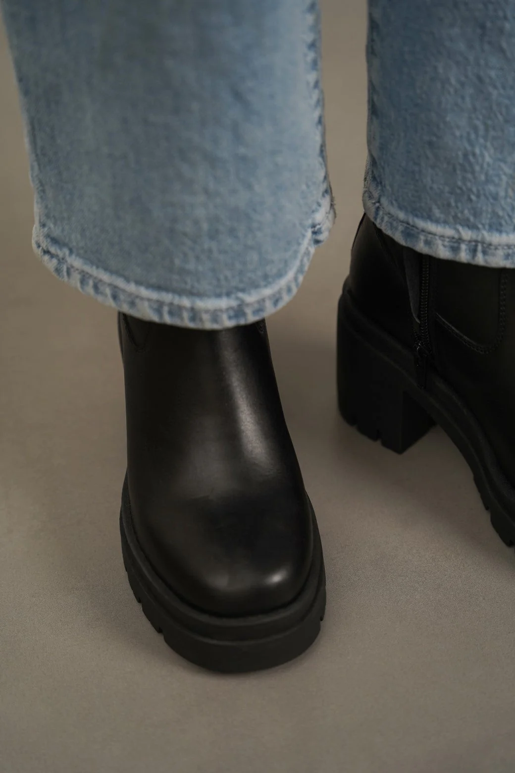 LEATHER PLATFORM BOOTS - Image 4