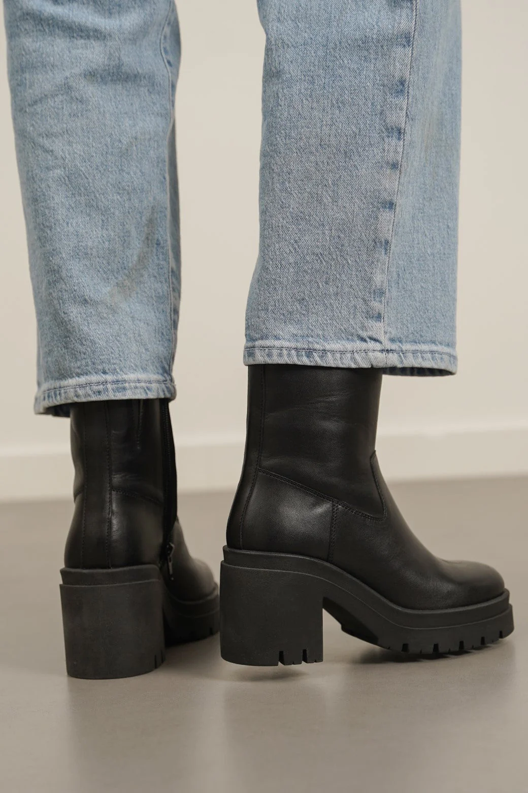 LEATHER PLATFORM BOOTS - Image 5