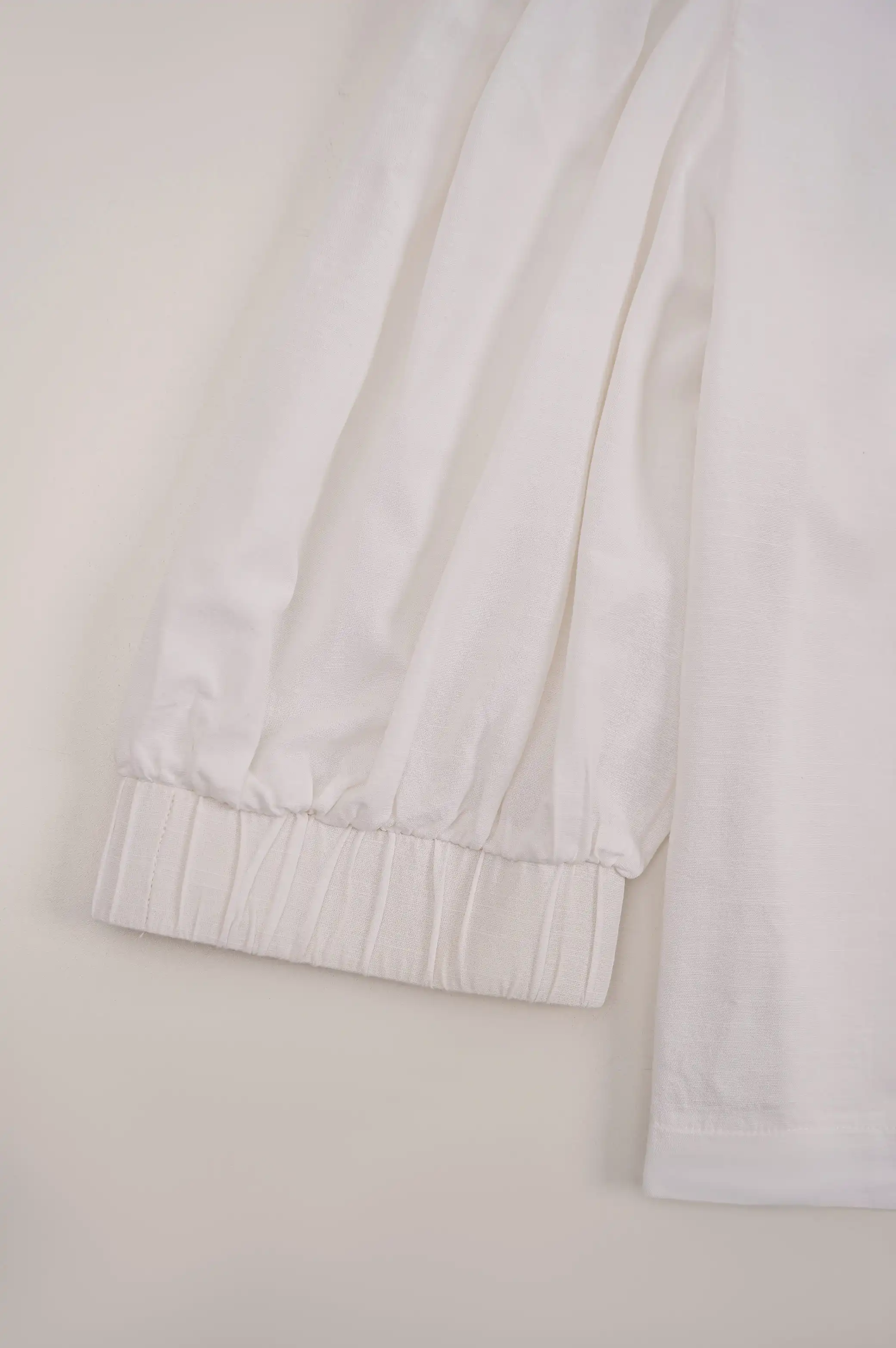BUTTON DOWN BLOUSE - Image 8