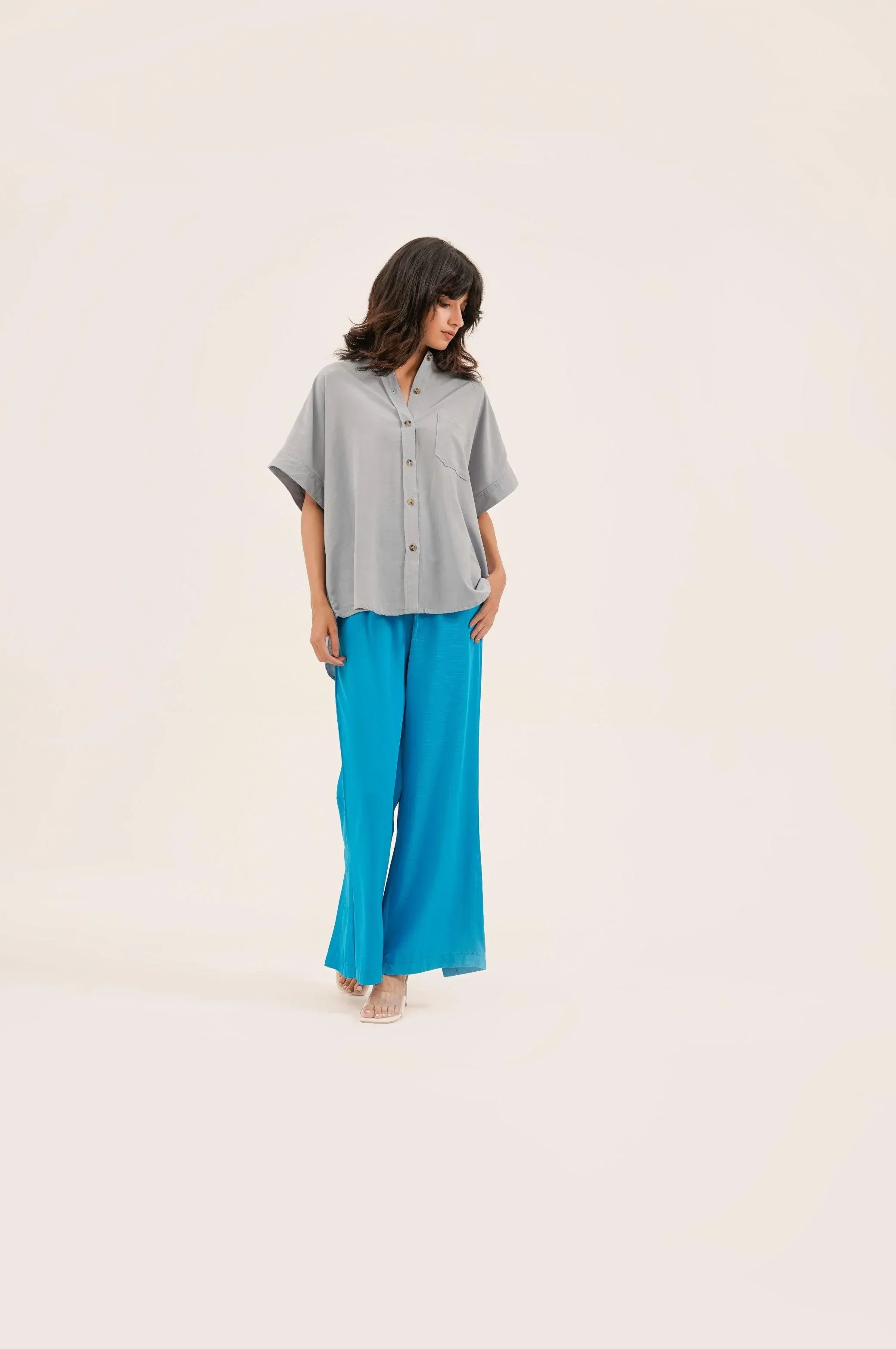 PANT WITH PEEKABOO BACK SLIT - Image 4
