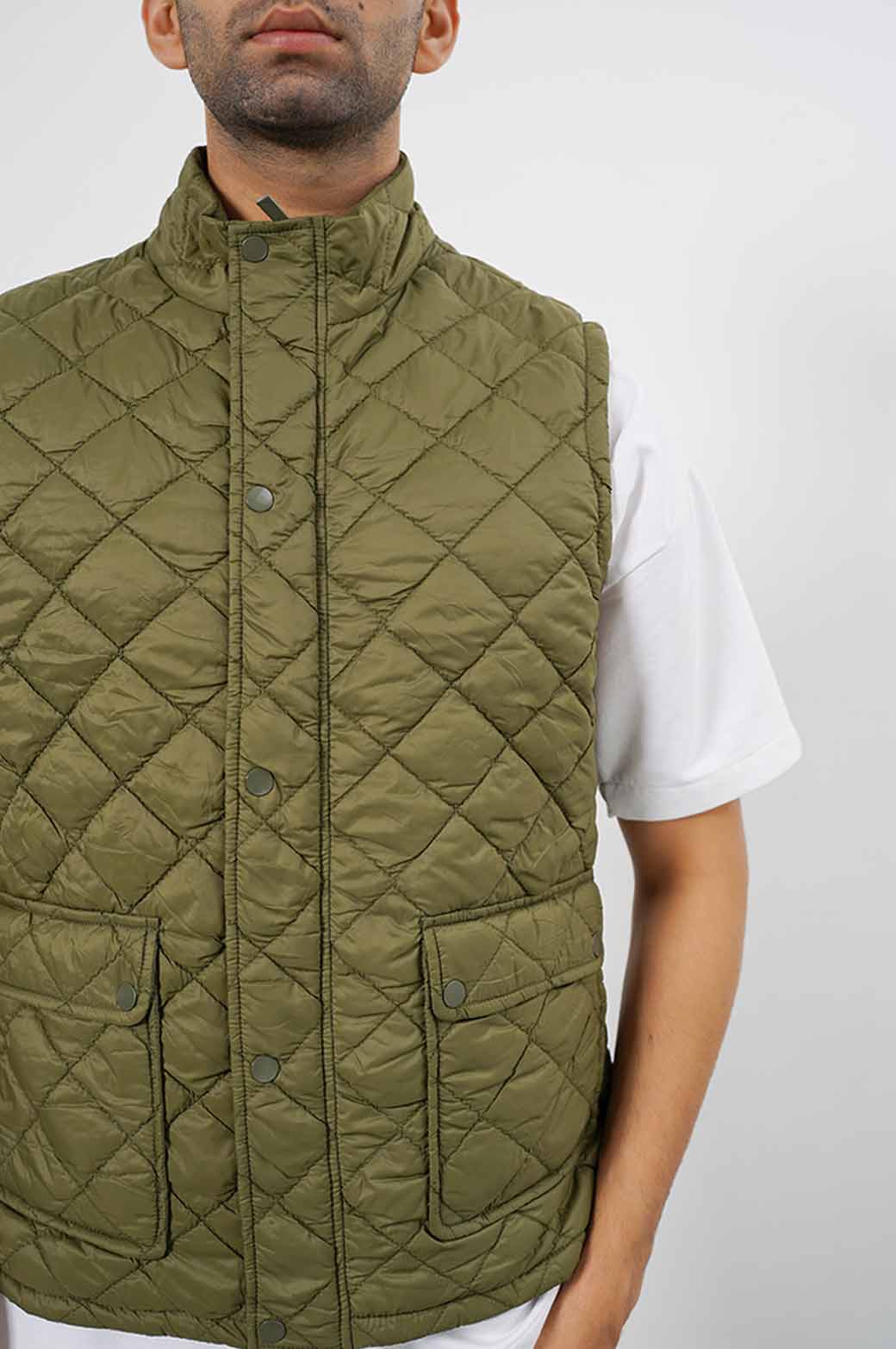 LIGHTWEIGHT QUILTED GILET - Image 4