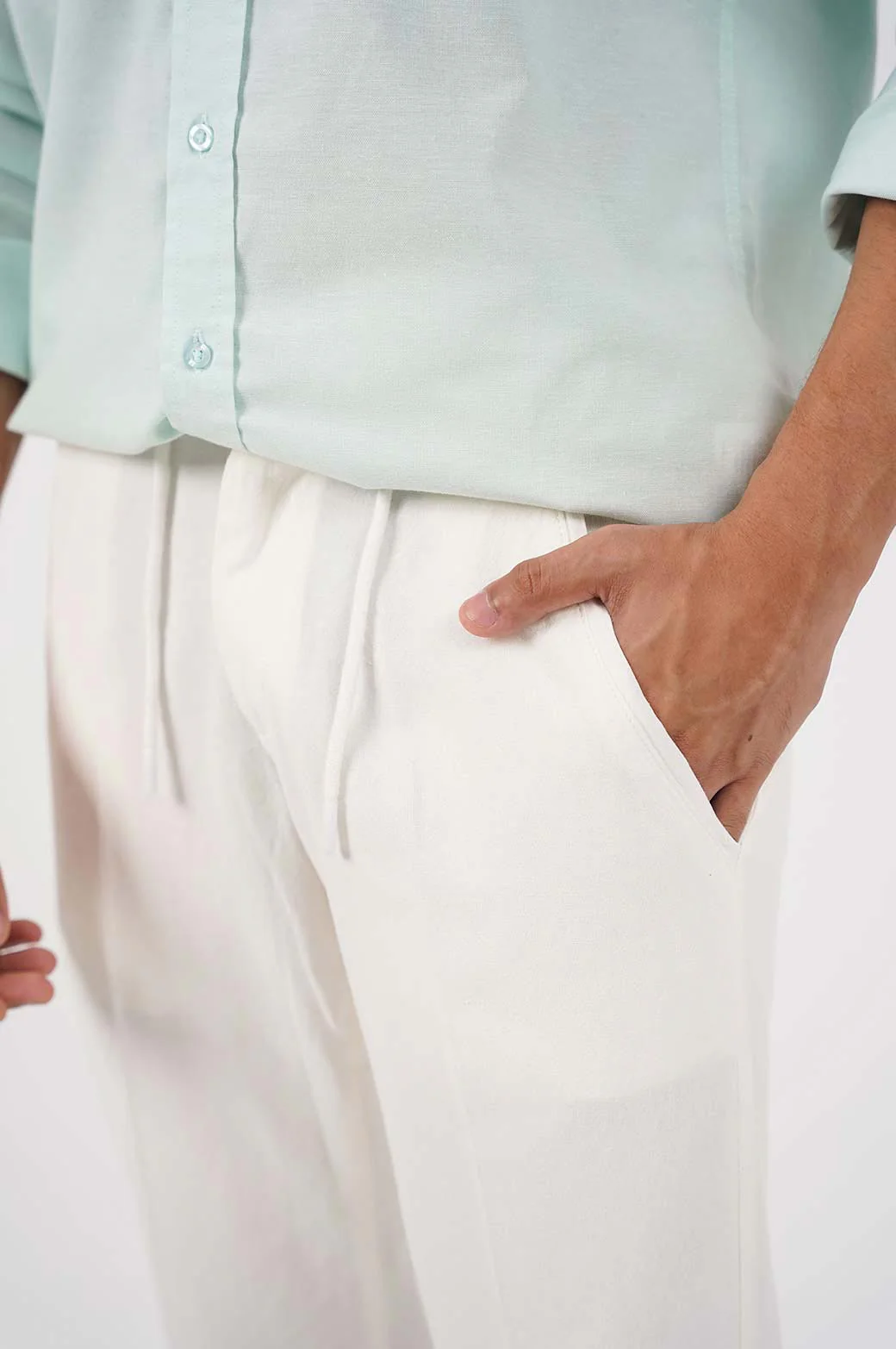 LINEN TURN-UP PANTS - Image 2
