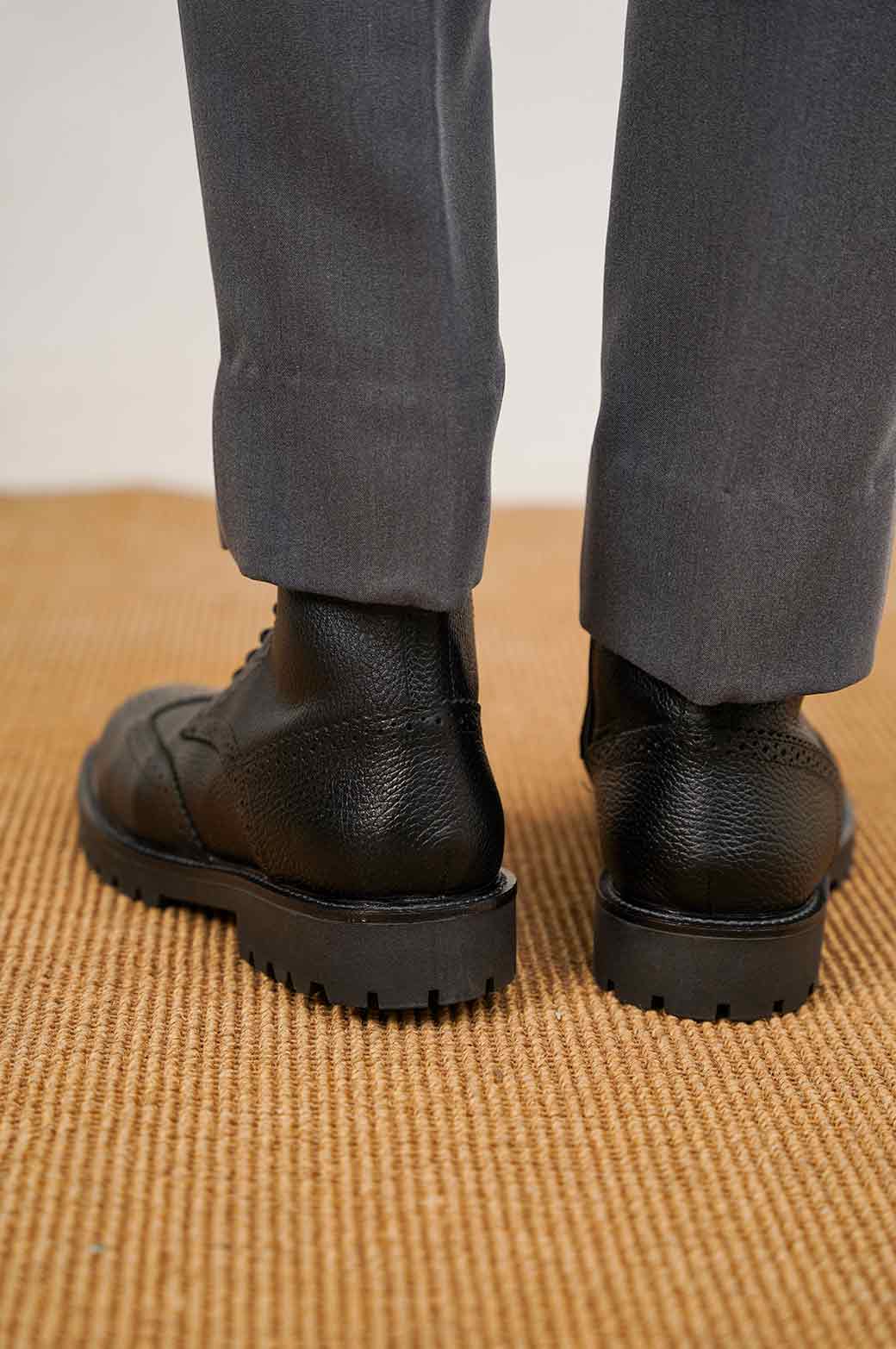 LOW-TOP LEATHER BROGUES - Image 6