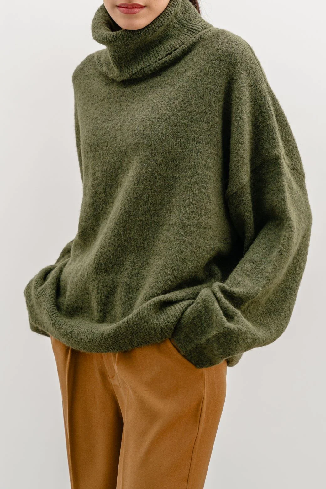 MANHATTAN HIGH NECK SWEATER - Image 6