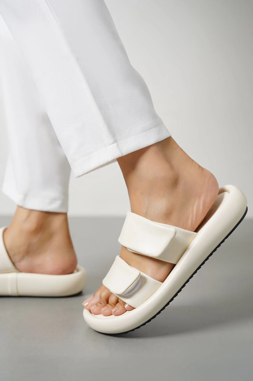 MARSHMALLOW MAMA SLIDES - Image 3